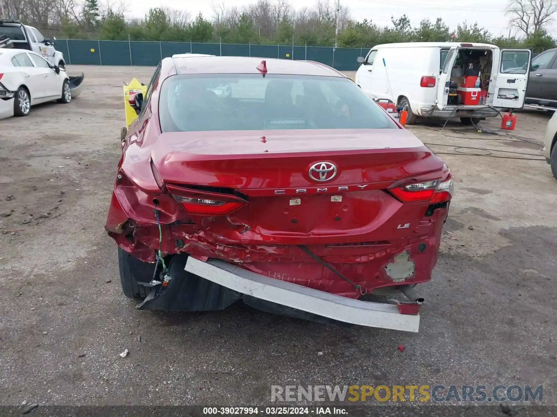 17 Photograph of a damaged car 4T1C11AK6MU607952 TOYOTA CAMRY 2021