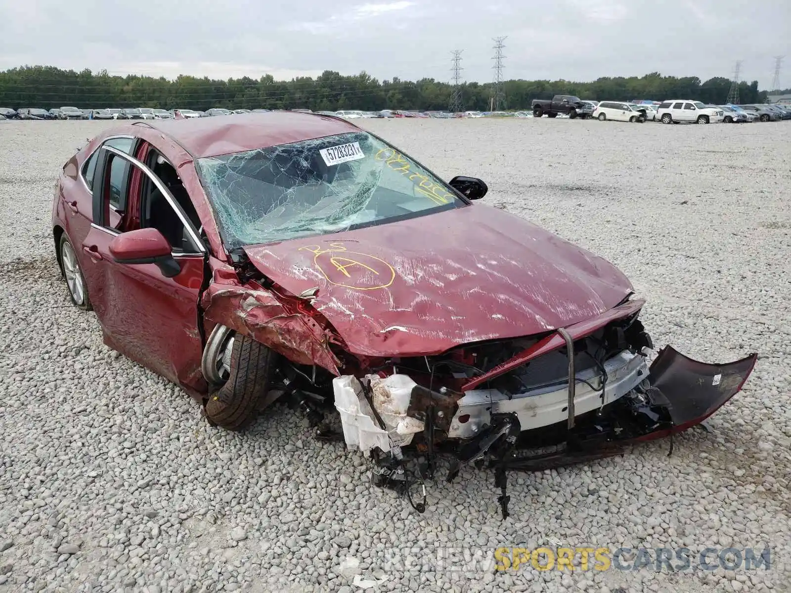 1 Photograph of a damaged car 4T1C11AK6MU610625 TOYOTA CAMRY 2021