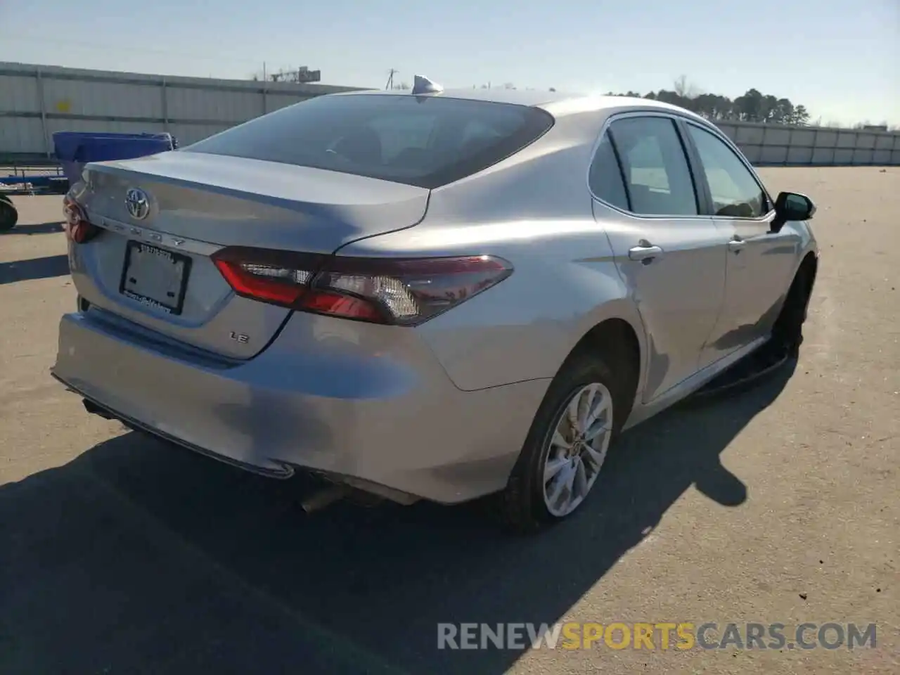 4 Photograph of a damaged car 4T1C11AK6MU614061 TOYOTA CAMRY 2021