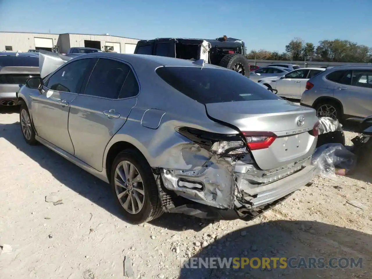 3 Photograph of a damaged car 4T1C11AK7MU433521 TOYOTA CAMRY 2021