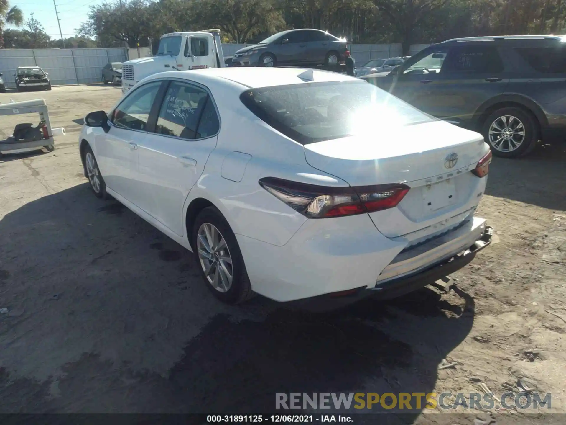 3 Photograph of a damaged car 4T1C11AK7MU440131 TOYOTA CAMRY 2021