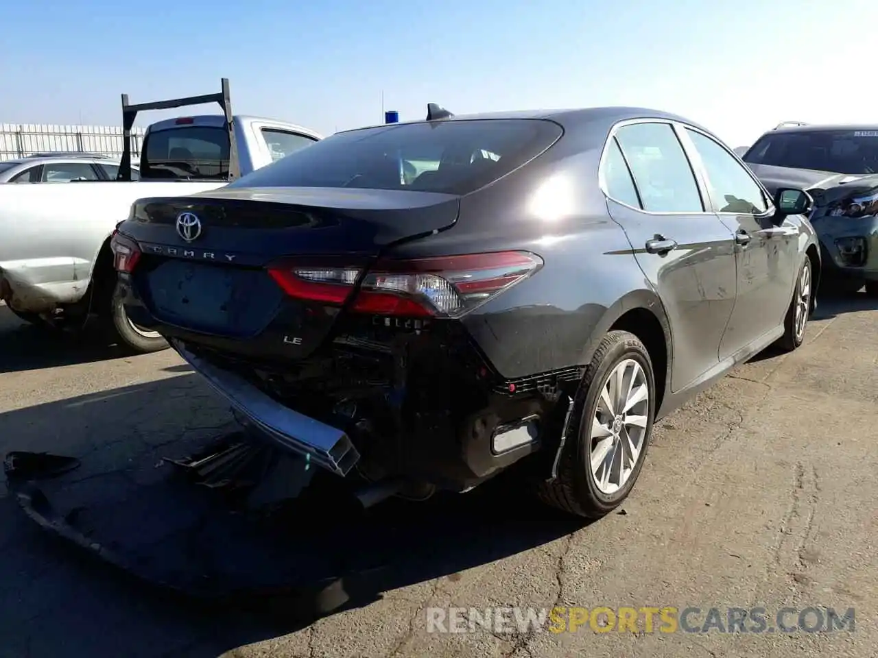 4 Photograph of a damaged car 4T1C11AK7MU449475 TOYOTA CAMRY 2021