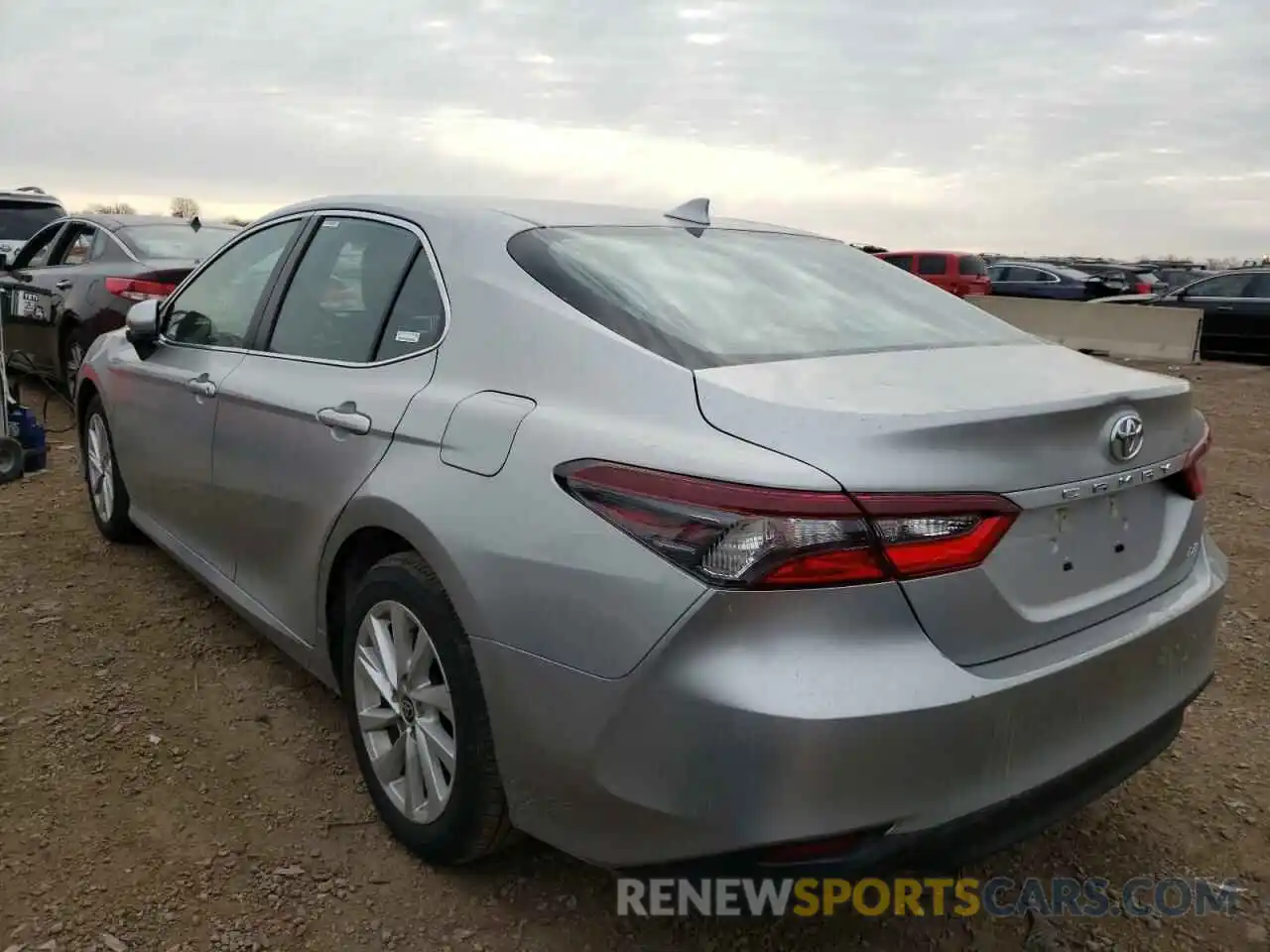 3 Photograph of a damaged car 4T1C11AK7MU478989 TOYOTA CAMRY 2021