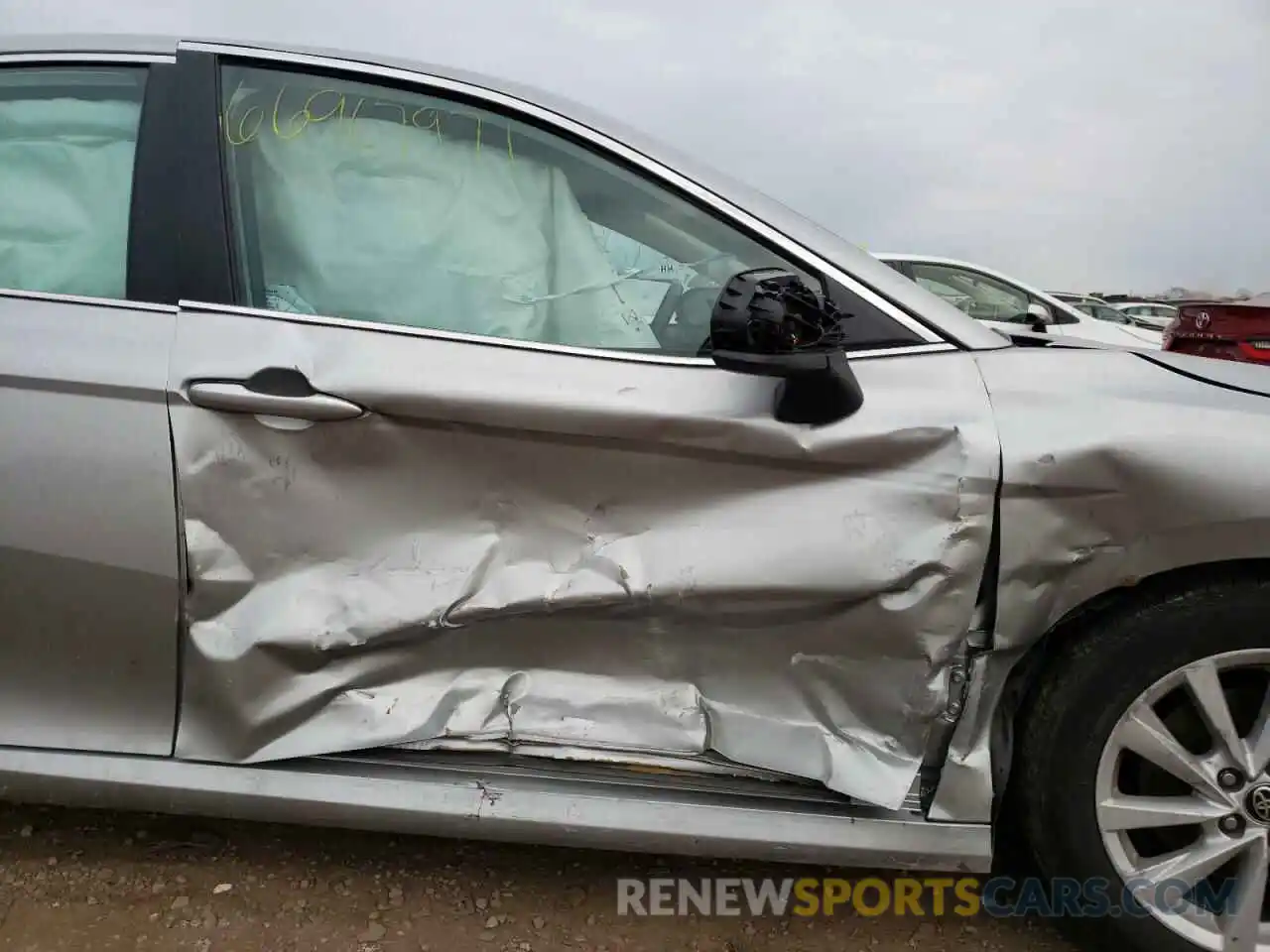 9 Photograph of a damaged car 4T1C11AK7MU478989 TOYOTA CAMRY 2021