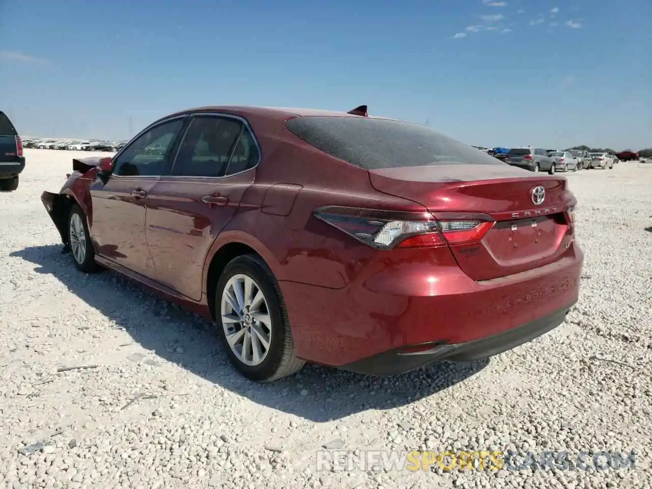 3 Photograph of a damaged car 4T1C11AK7MU529357 TOYOTA CAMRY 2021