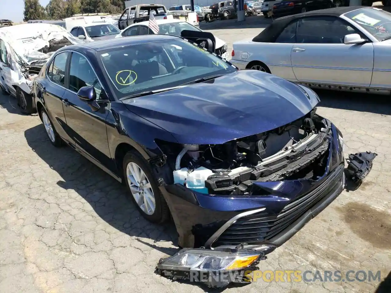 1 Photograph of a damaged car 4T1C11AK7MU548250 TOYOTA CAMRY 2021