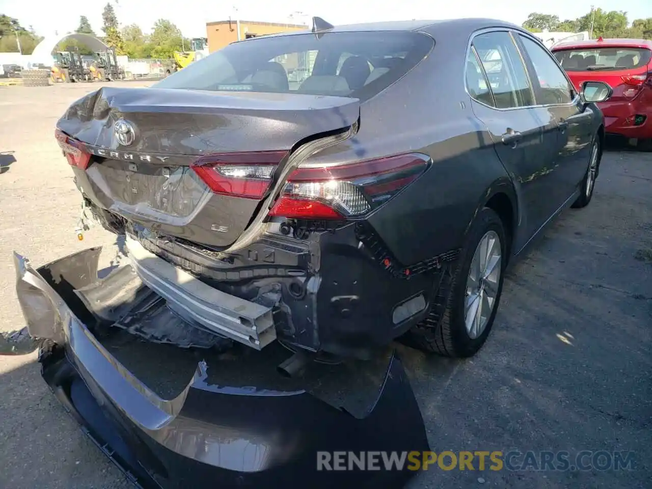 4 Photograph of a damaged car 4T1C11AK7MU548989 TOYOTA CAMRY 2021