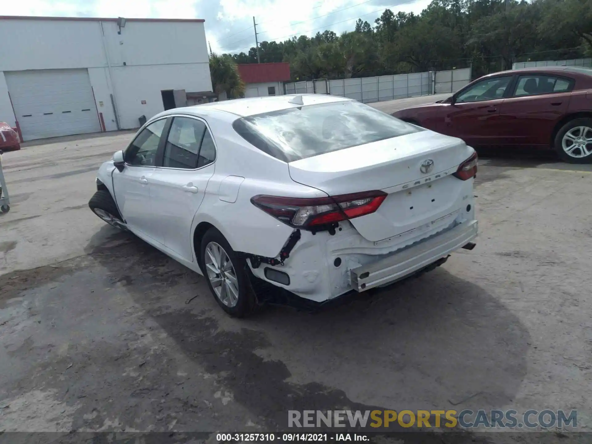 3 Photograph of a damaged car 4T1C11AK7MU556400 TOYOTA CAMRY 2021