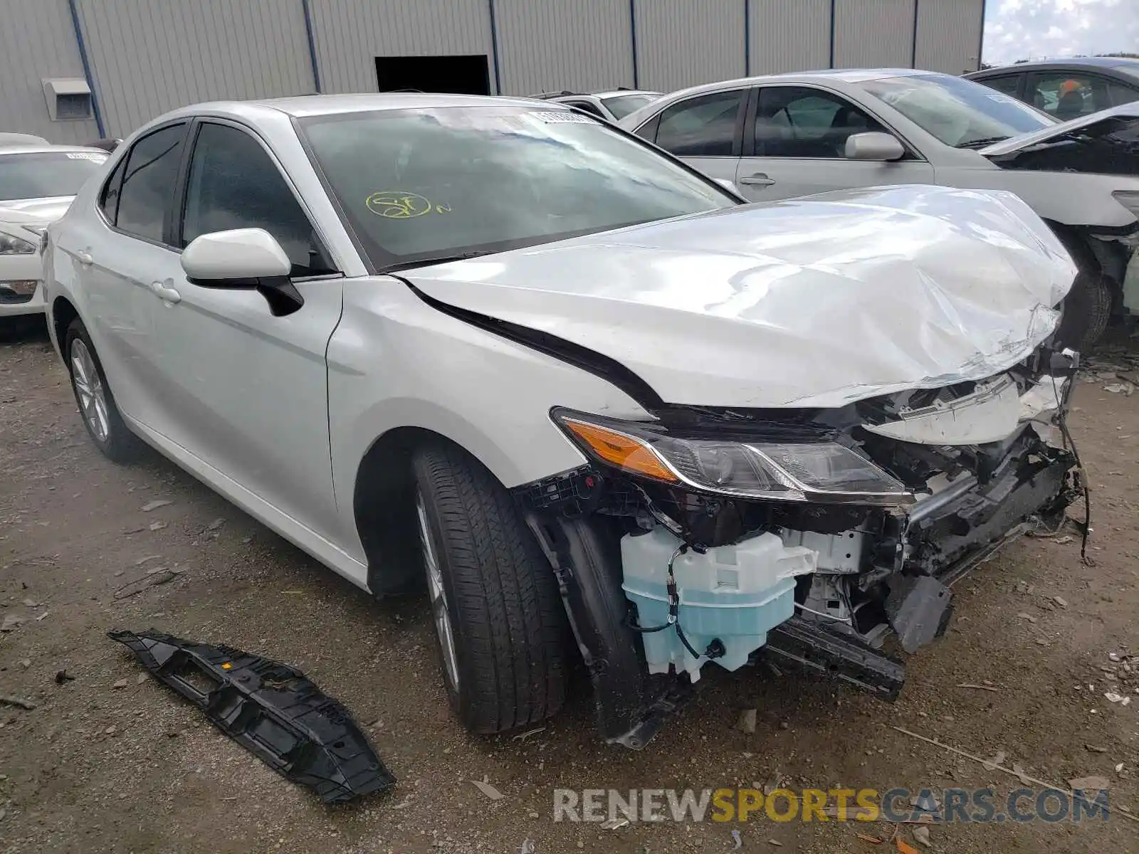 1 Photograph of a damaged car 4T1C11AK7MU563394 TOYOTA CAMRY 2021