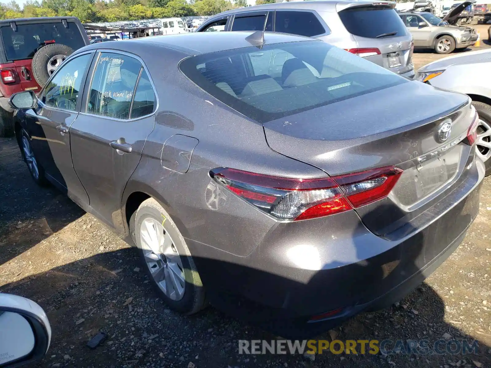 3 Photograph of a damaged car 4T1C11AK7MU563945 TOYOTA CAMRY 2021