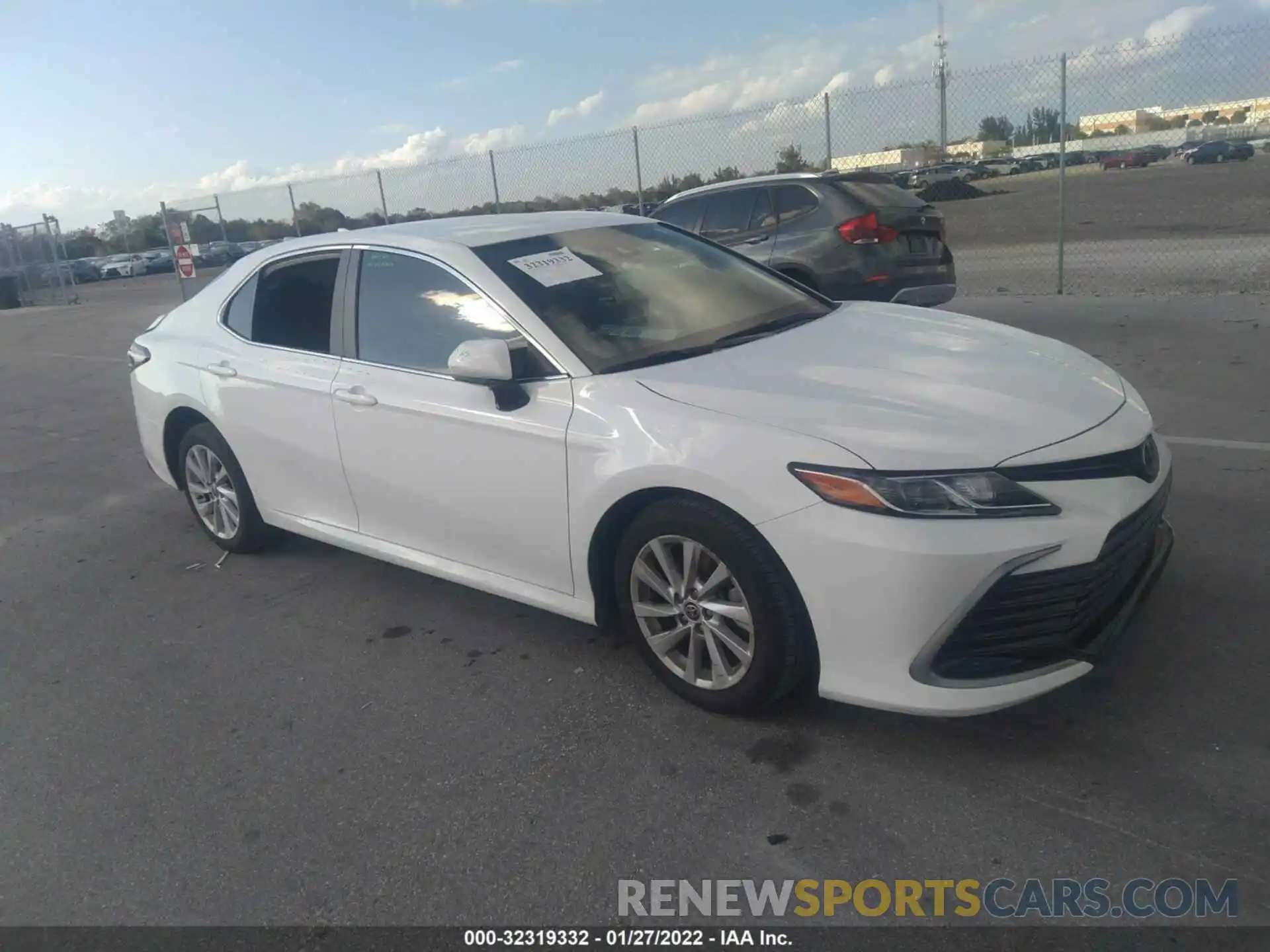 1 Photograph of a damaged car 4T1C11AK7MU581250 TOYOTA CAMRY 2021