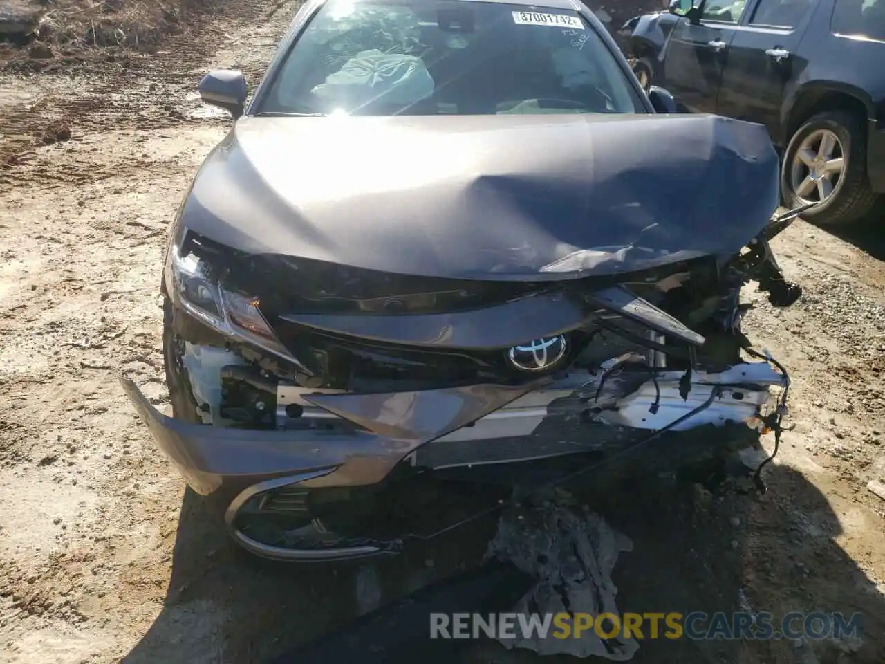 9 Photograph of a damaged car 4T1C11AK7MU582916 TOYOTA CAMRY 2021