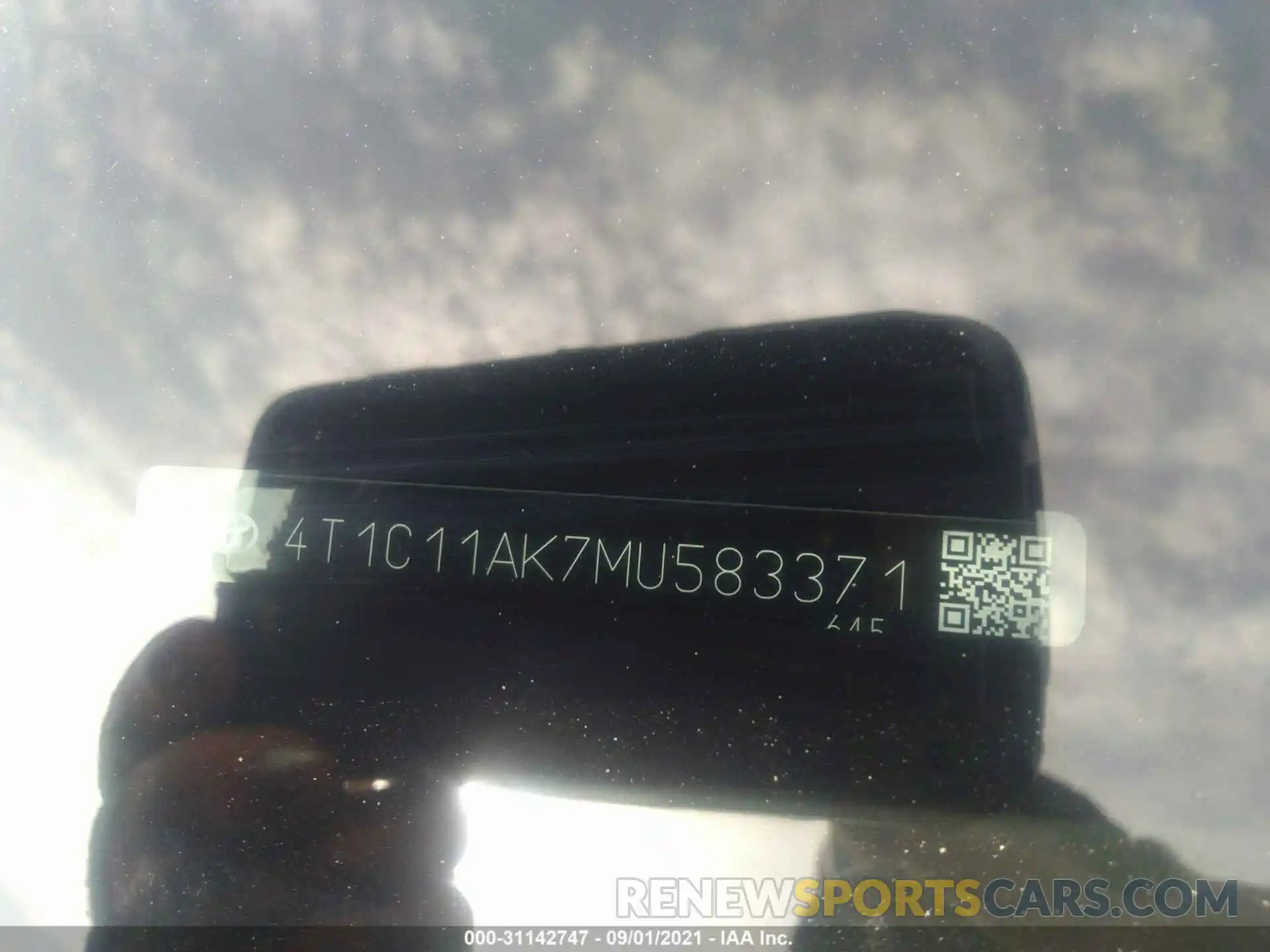 9 Фотография поврежденного автомобиля 4T1C11AK7MU583371 TOYOTA CAMRY 2021