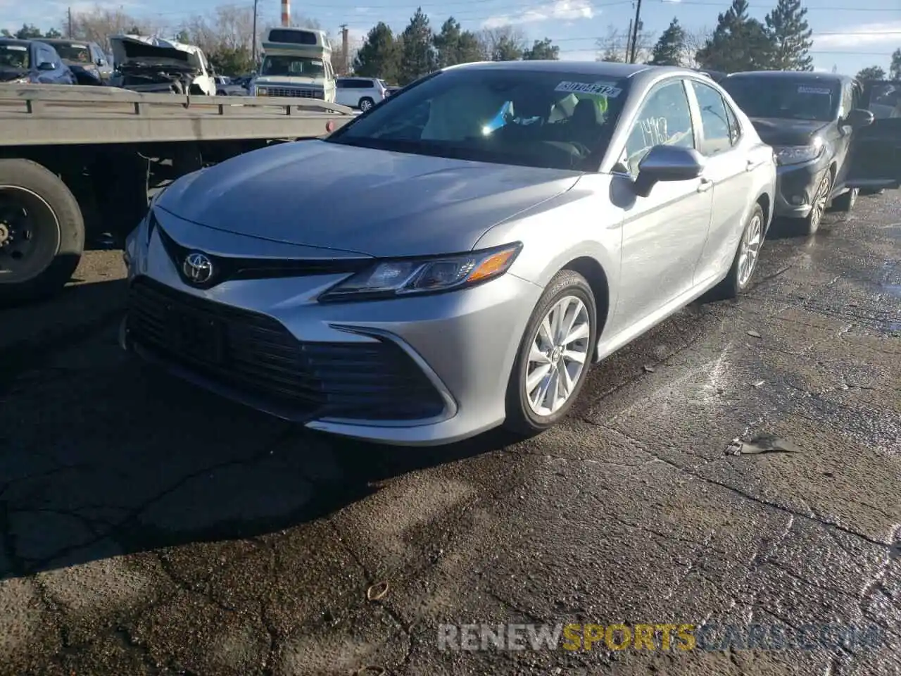 2 Photograph of a damaged car 4T1C11AK7MU601982 TOYOTA CAMRY 2021