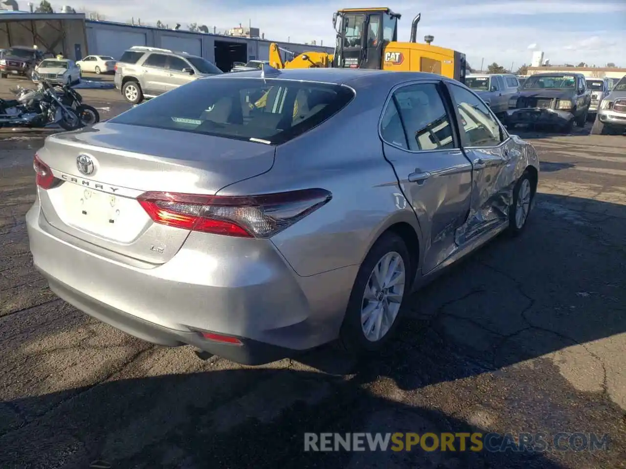 4 Photograph of a damaged car 4T1C11AK7MU601982 TOYOTA CAMRY 2021