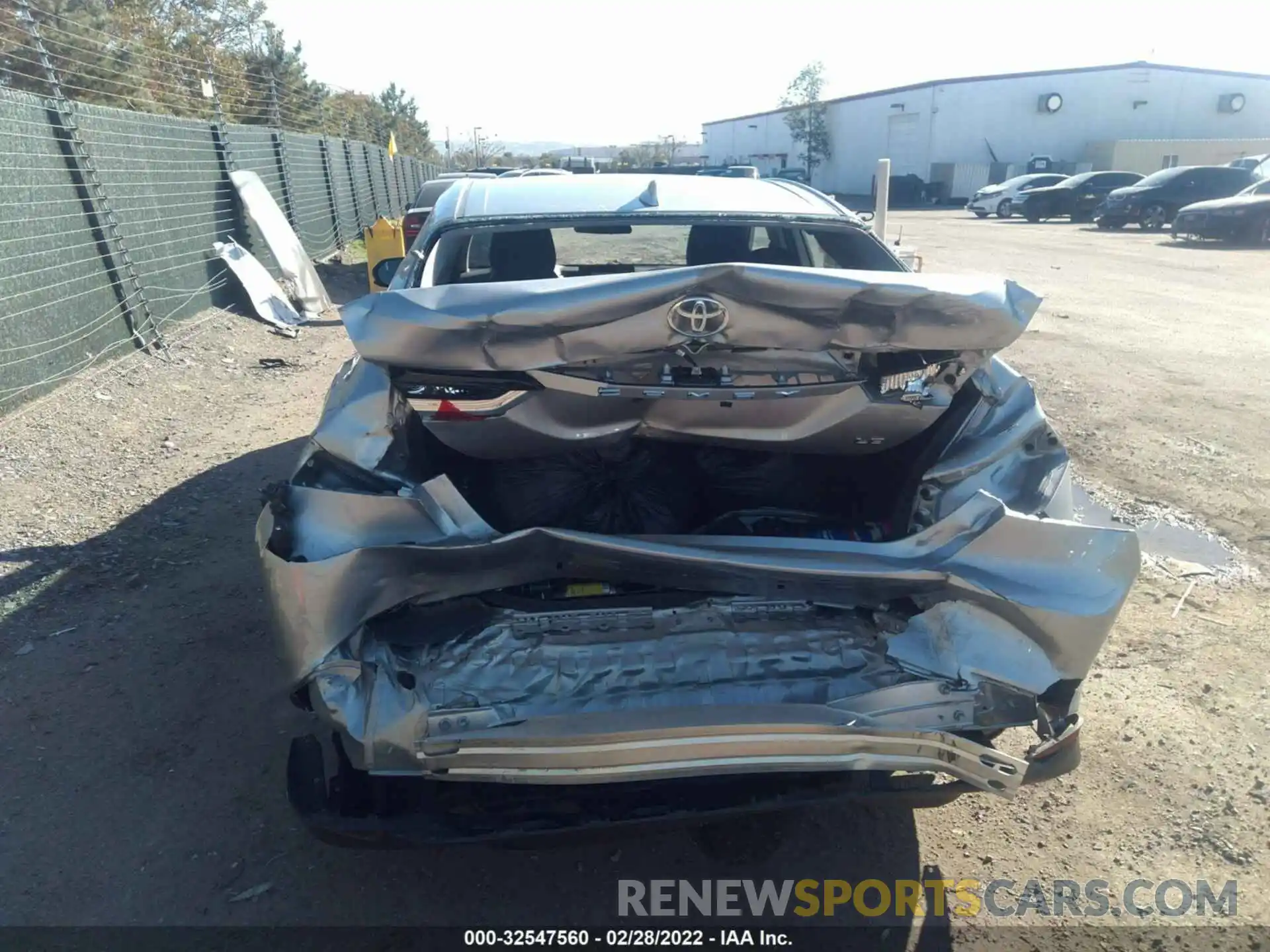 6 Photograph of a damaged car 4T1C11AK8MU406022 TOYOTA CAMRY 2021