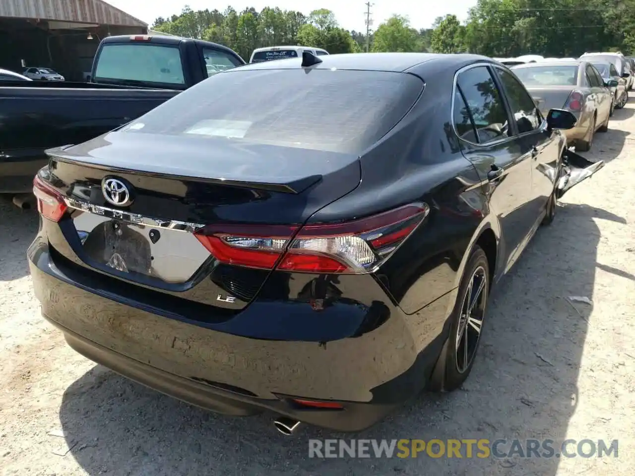 4 Photograph of a damaged car 4T1C11AK8MU406652 TOYOTA CAMRY 2021