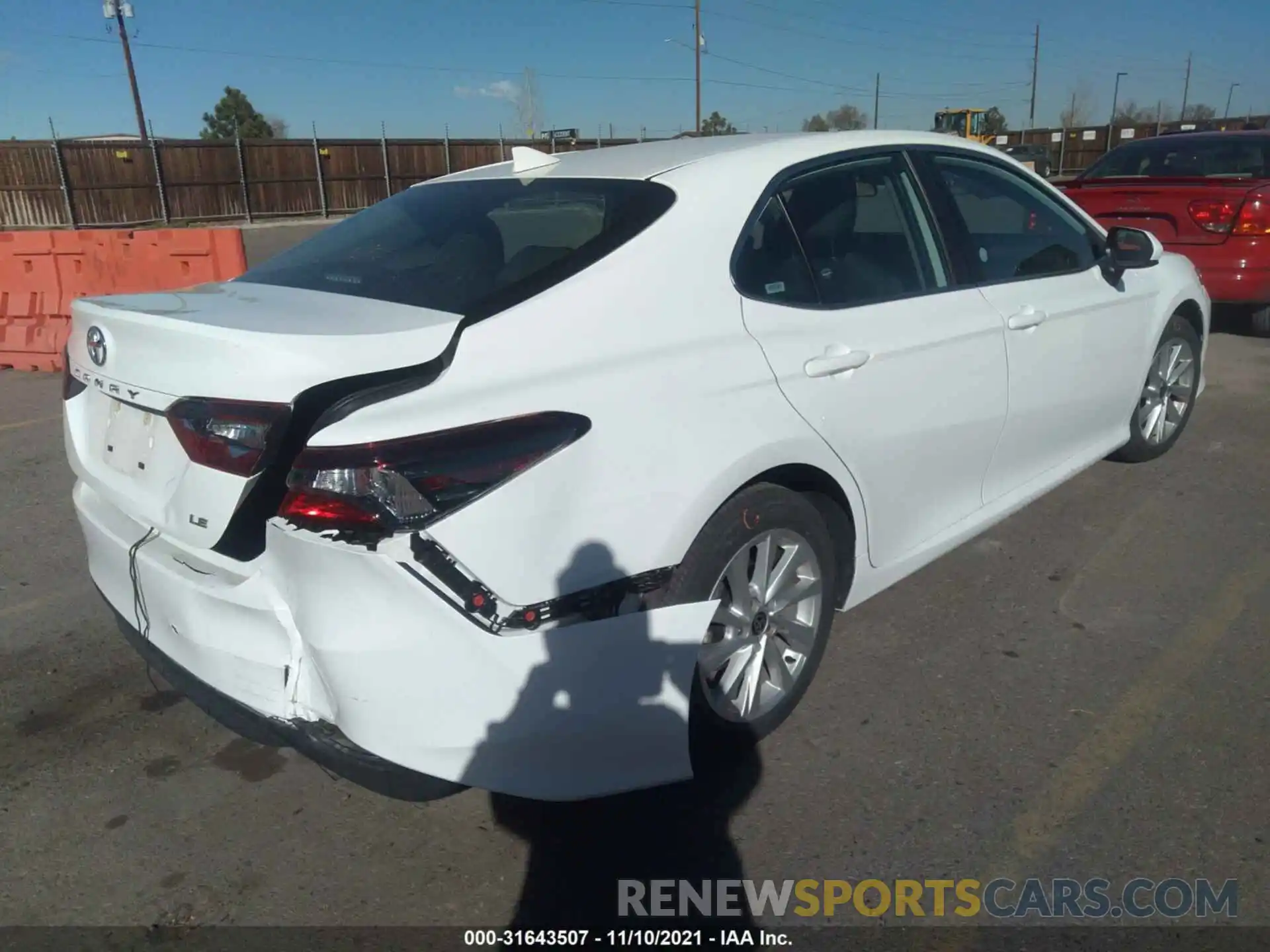 4 Photograph of a damaged car 4T1C11AK8MU463627 TOYOTA CAMRY 2021