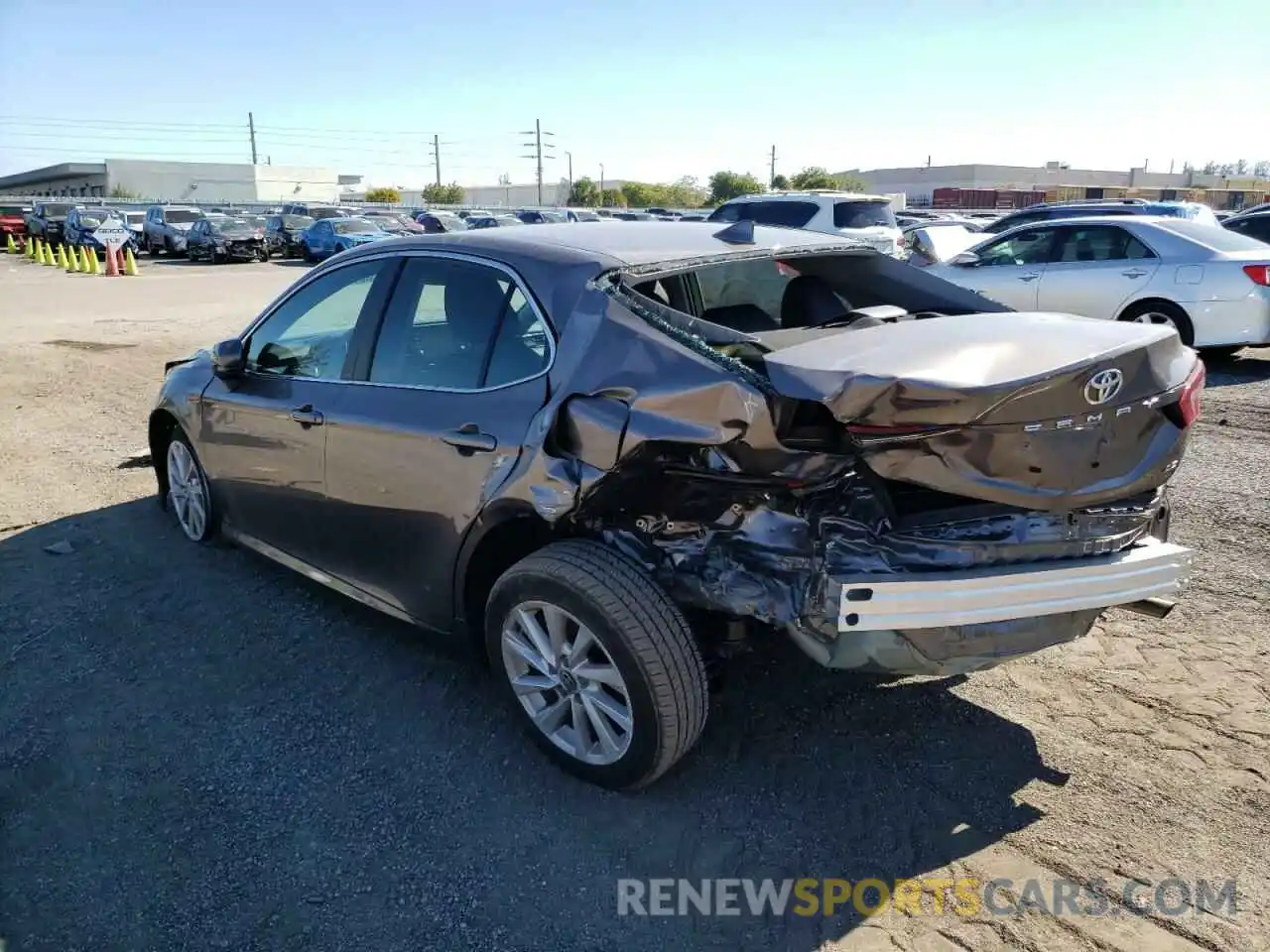 3 Photograph of a damaged car 4T1C11AK8MU464888 TOYOTA CAMRY 2021