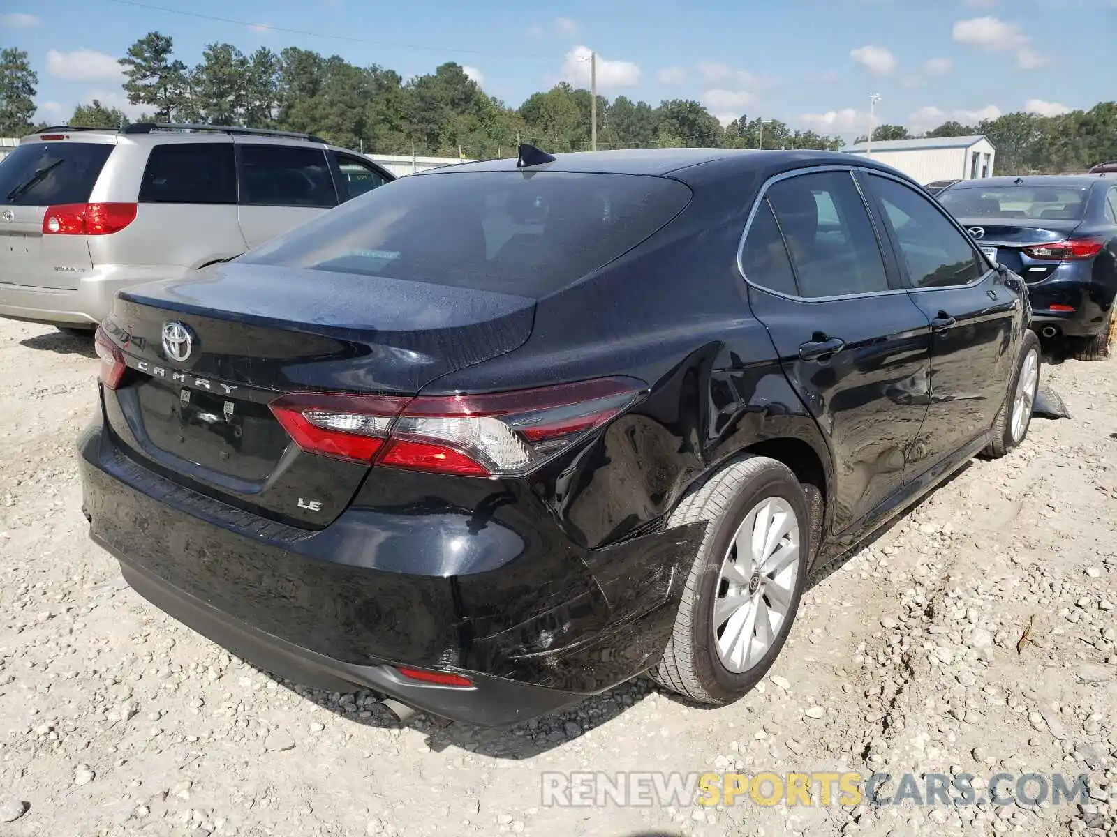 4 Photograph of a damaged car 4T1C11AK8MU476393 TOYOTA CAMRY 2021