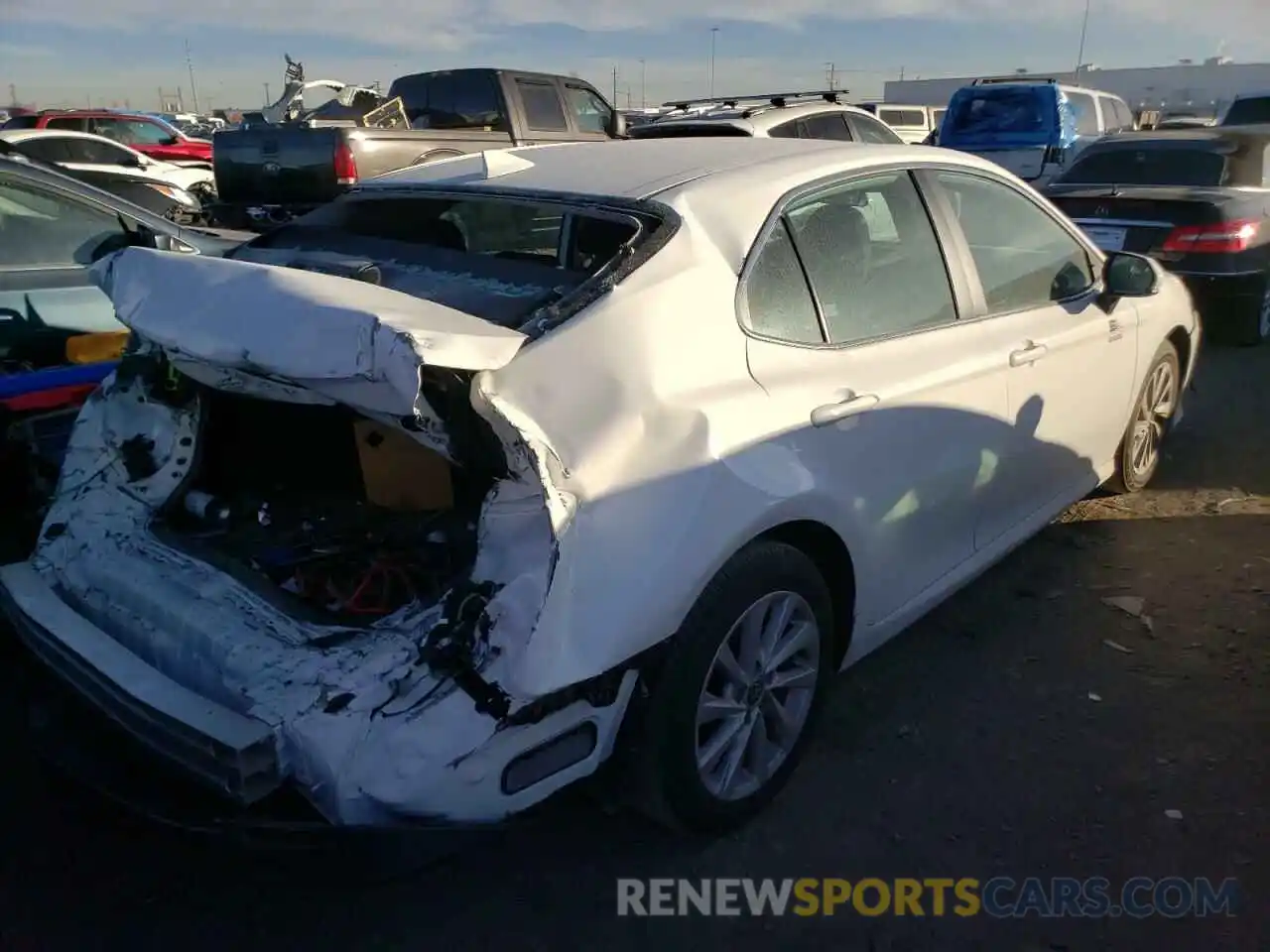 4 Photograph of a damaged car 4T1C11AK8MU489435 TOYOTA CAMRY 2021