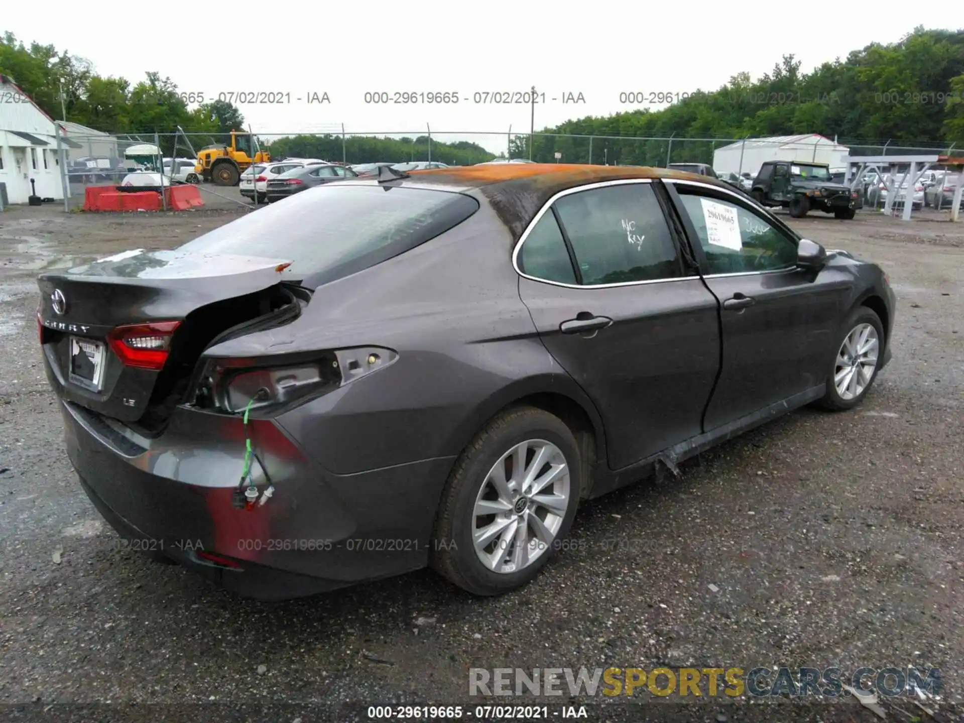 4 Photograph of a damaged car 4T1C11AK8MU512731 TOYOTA CAMRY 2021