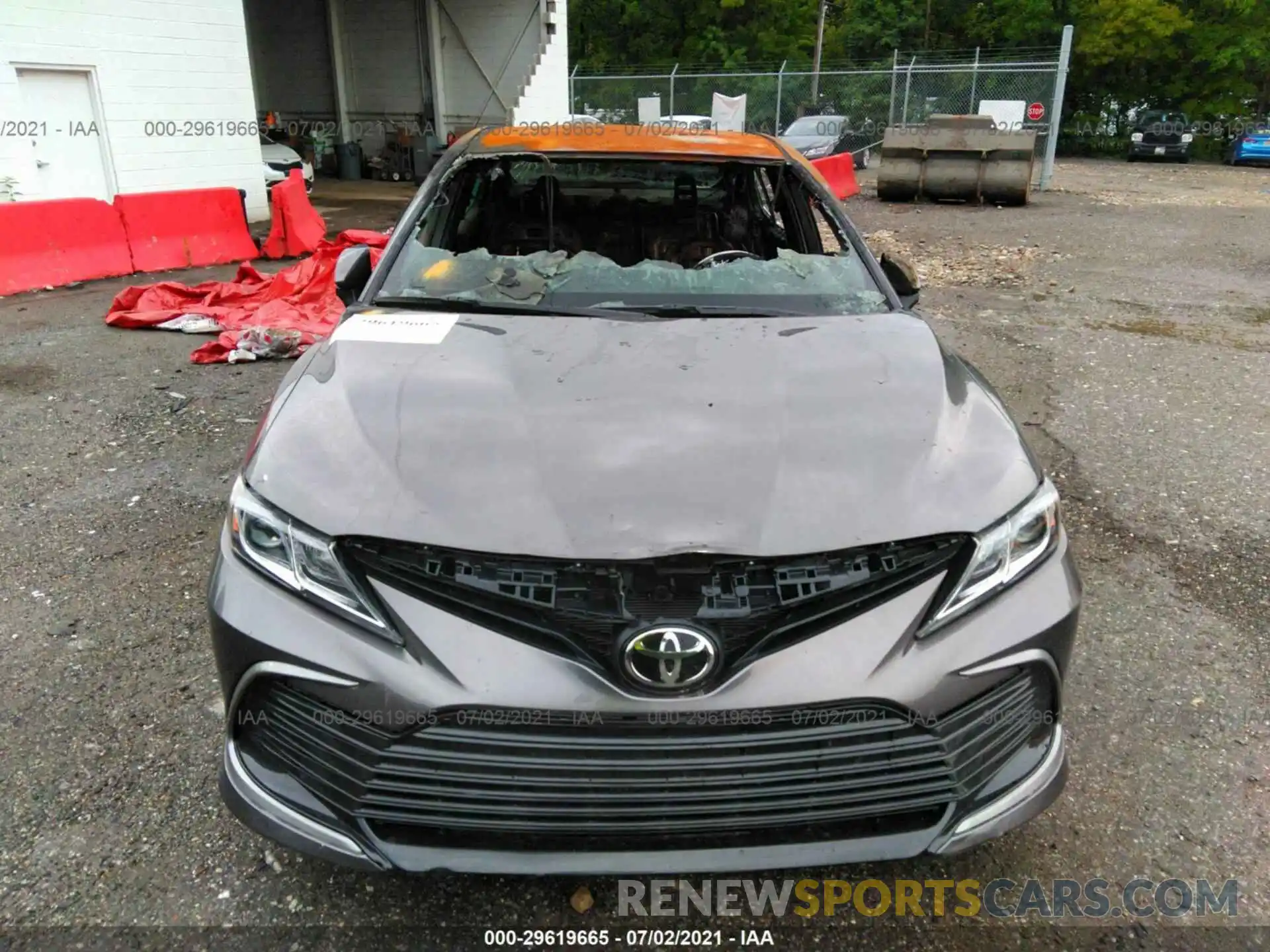 6 Photograph of a damaged car 4T1C11AK8MU512731 TOYOTA CAMRY 2021