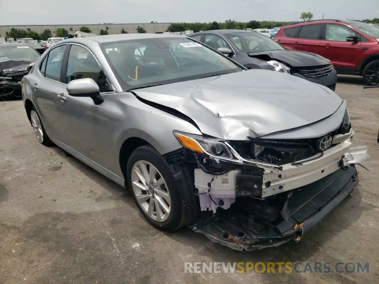 1 Photograph of a damaged car 4T1C11AK8MU553120 TOYOTA CAMRY 2021