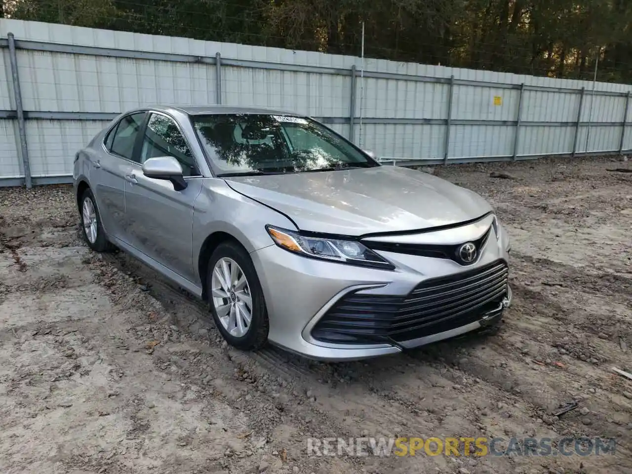 1 Photograph of a damaged car 4T1C11AK8MU553540 TOYOTA CAMRY 2021