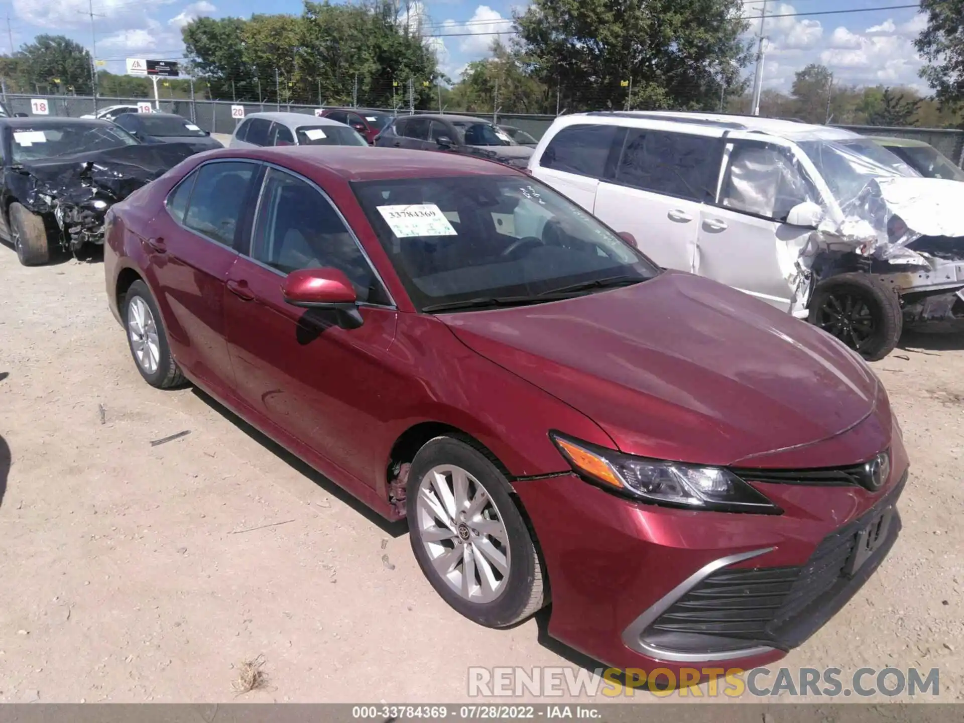 1 Photograph of a damaged car 4T1C11AK8MU593097 TOYOTA CAMRY 2021