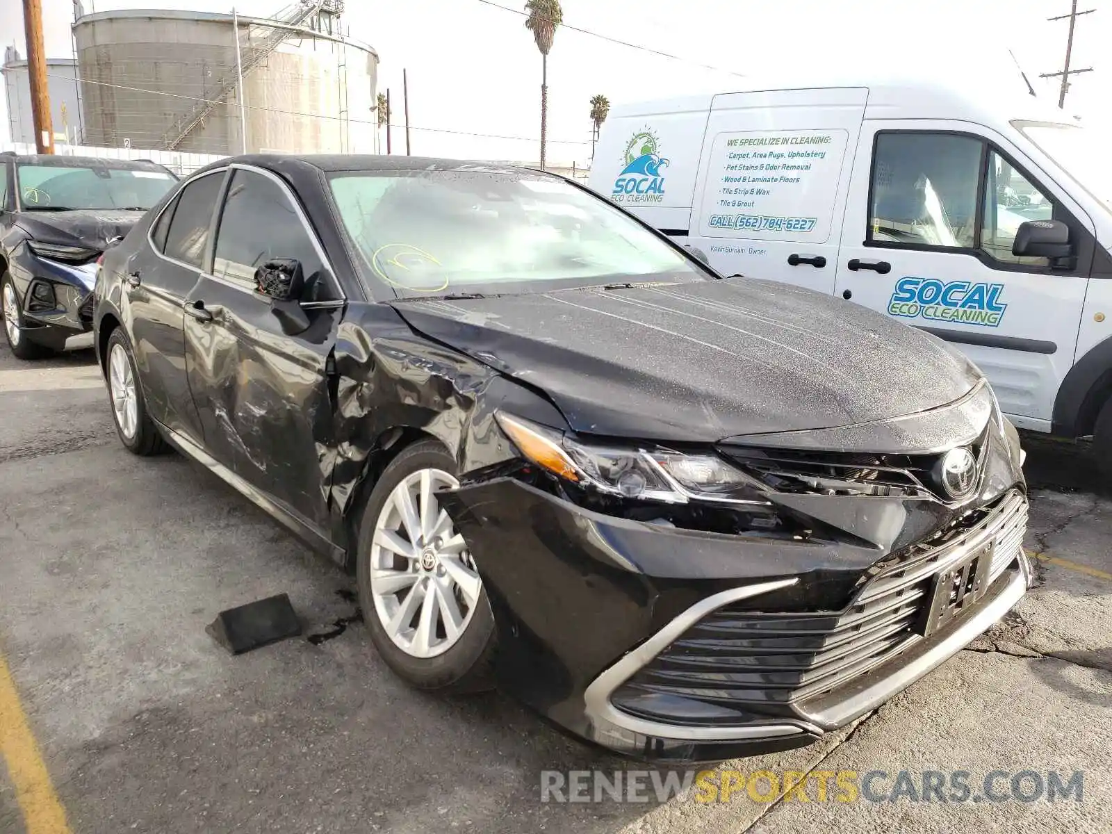 1 Photograph of a damaged car 4T1C11AK9MU414470 TOYOTA CAMRY 2021