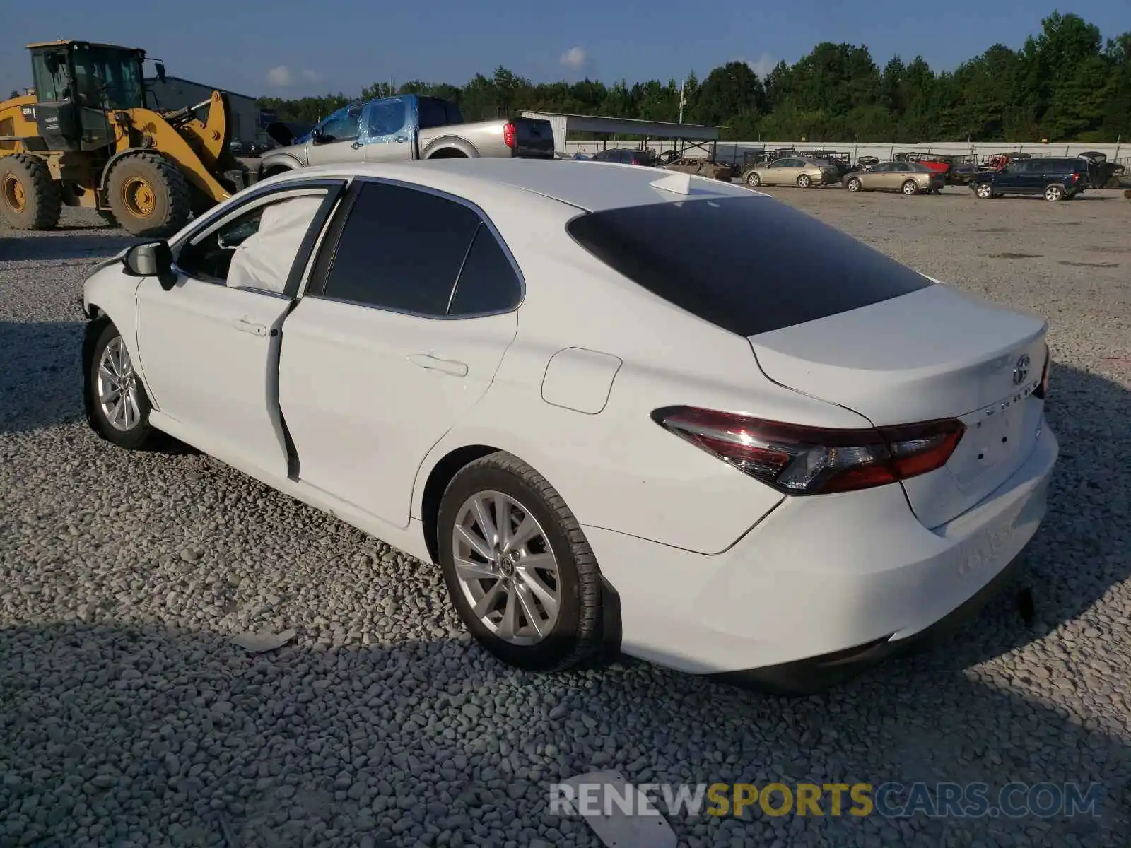 3 Photograph of a damaged car 4T1C11AK9MU438011 TOYOTA CAMRY 2021