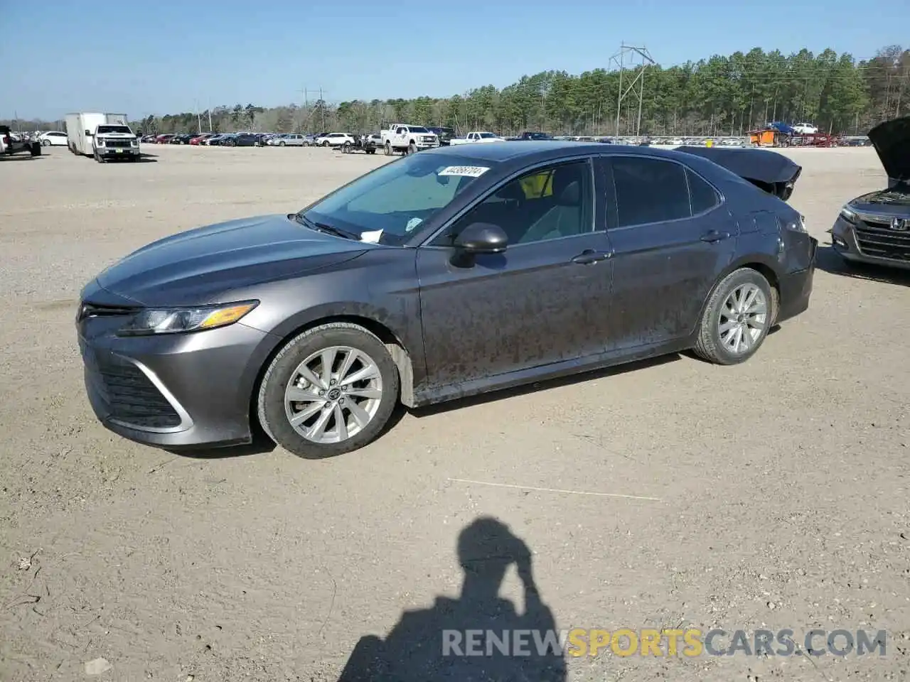 1 Photograph of a damaged car 4T1C11AK9MU438459 TOYOTA CAMRY 2021