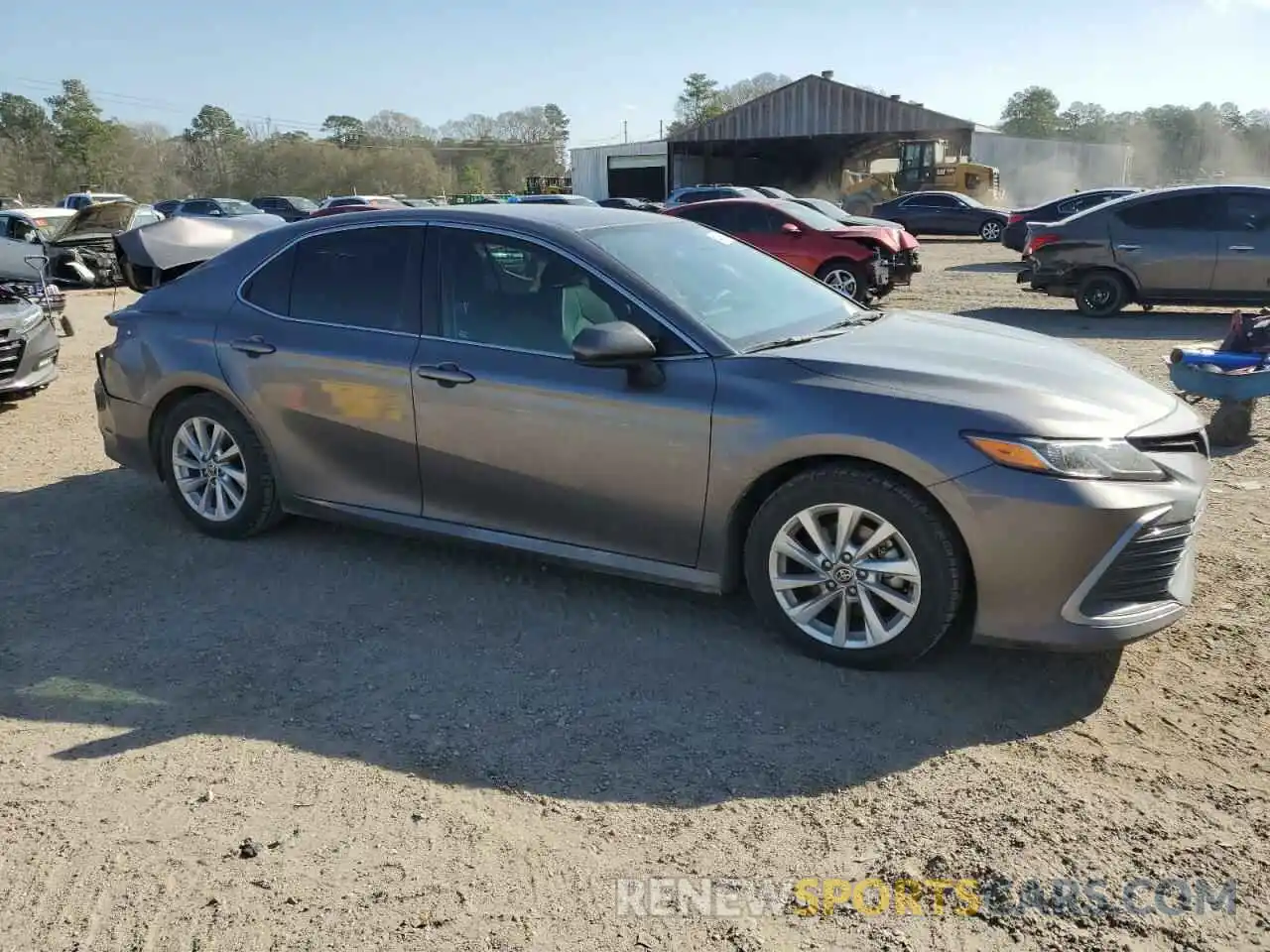 4 Photograph of a damaged car 4T1C11AK9MU438459 TOYOTA CAMRY 2021