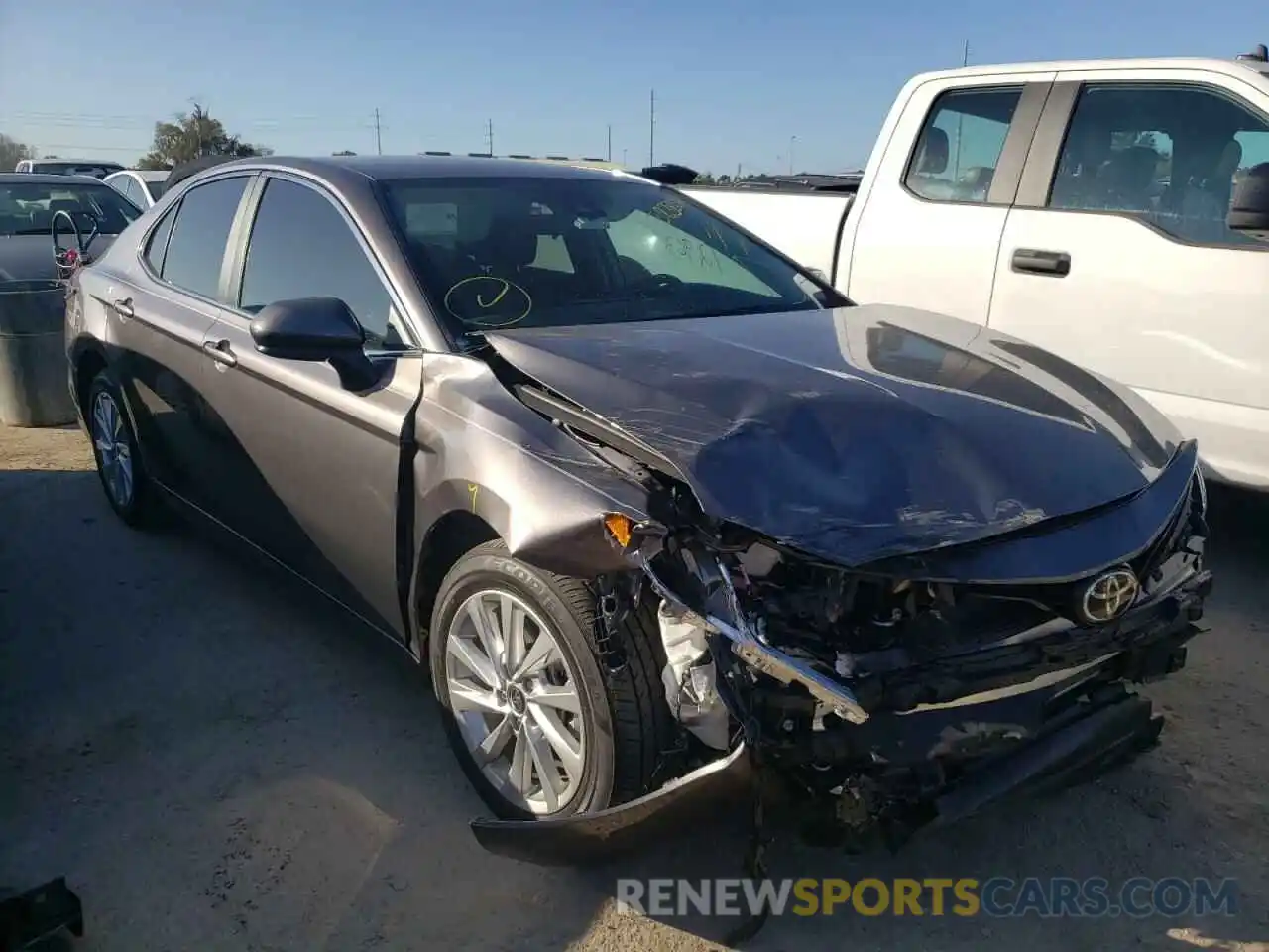 1 Photograph of a damaged car 4T1C11AK9MU439269 TOYOTA CAMRY 2021