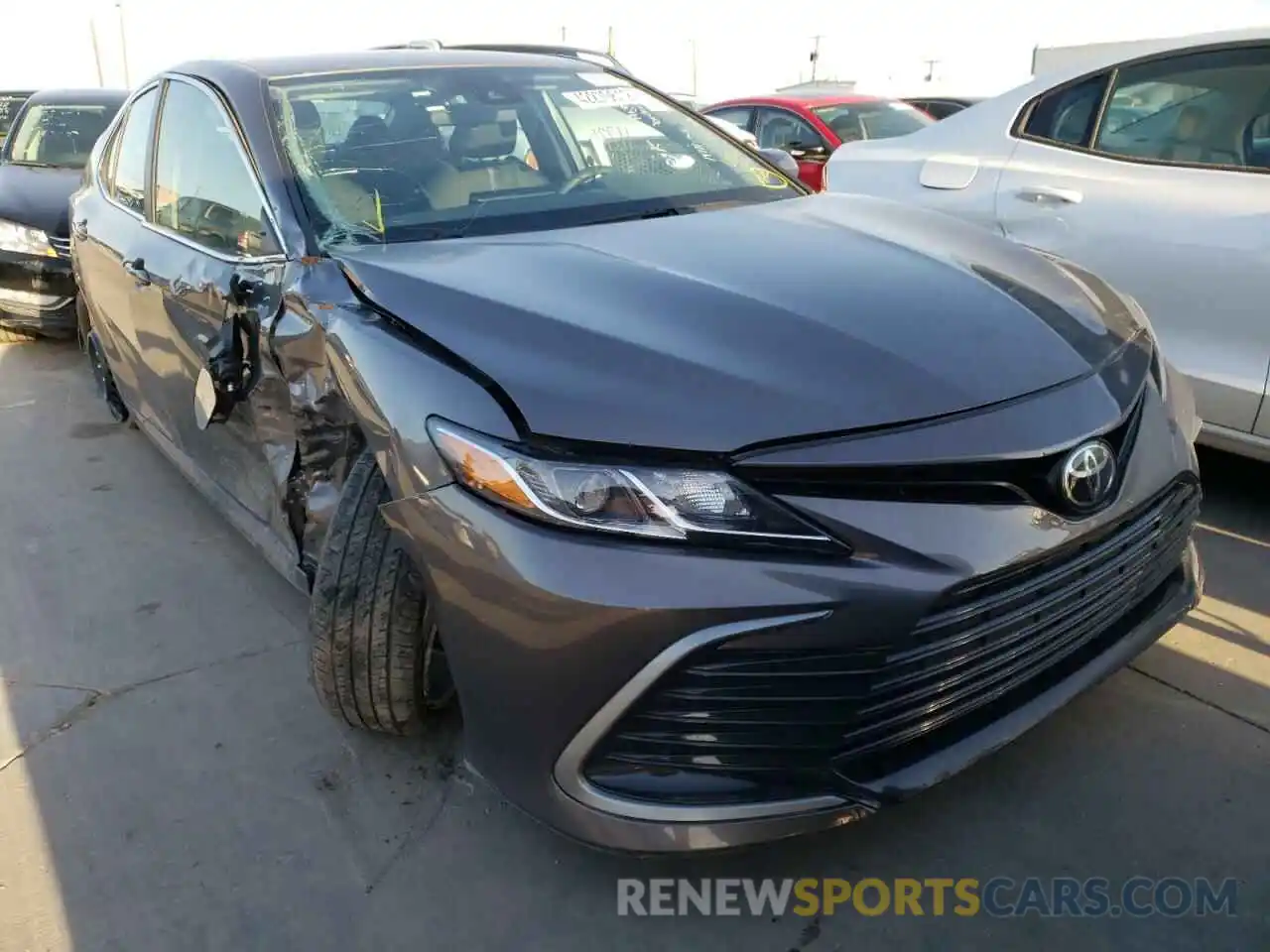 1 Photograph of a damaged car 4T1C11AK9MU467007 TOYOTA CAMRY 2021