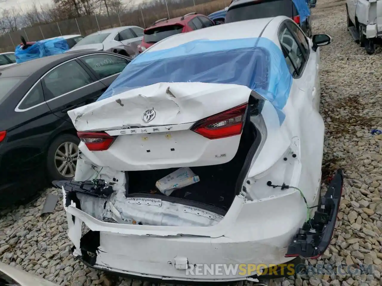 9 Photograph of a damaged car 4T1C11AK9MU528243 TOYOTA CAMRY 2021