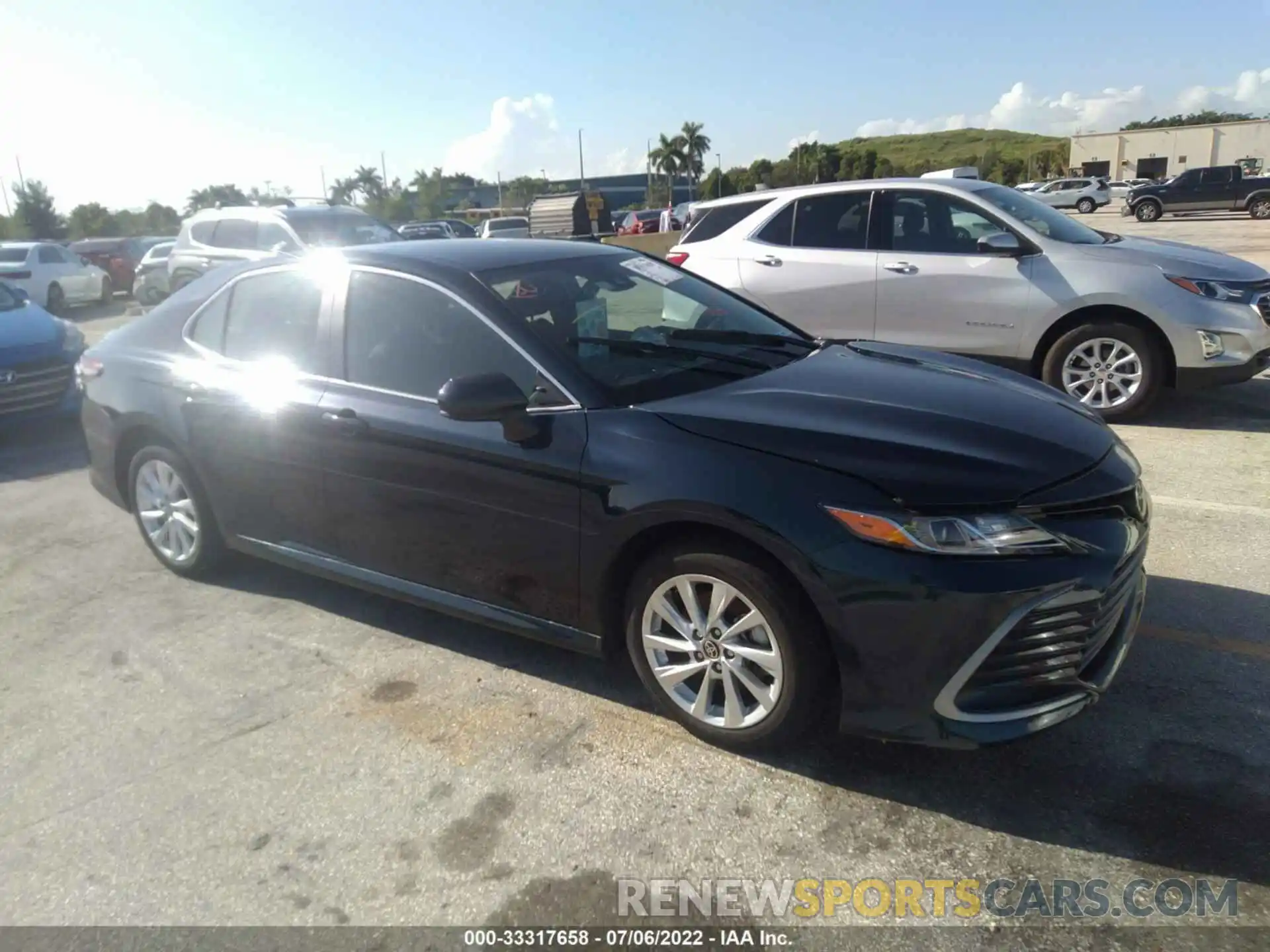 1 Photograph of a damaged car 4T1C11AK9MU529036 TOYOTA CAMRY 2021