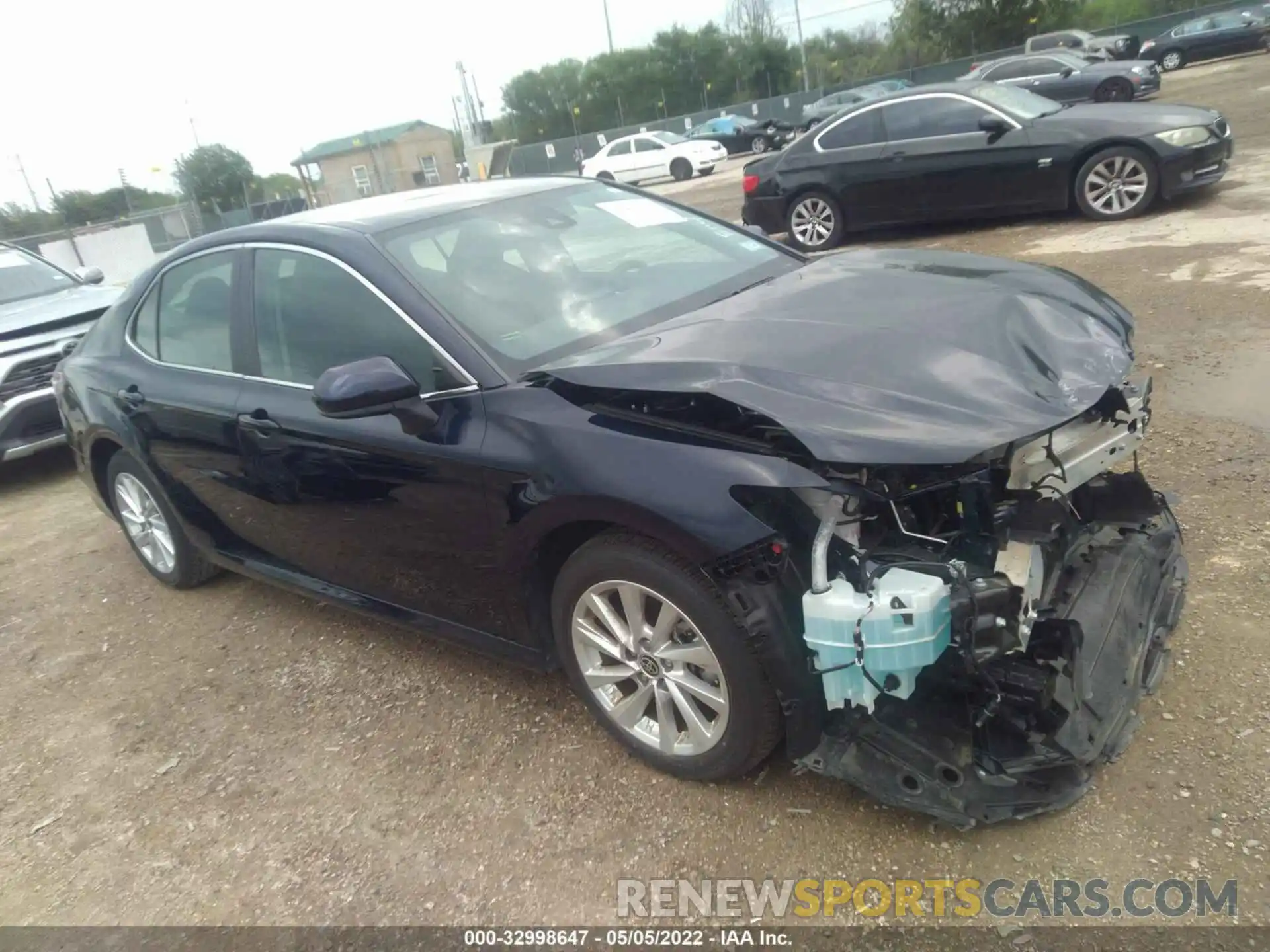 1 Photograph of a damaged car 4T1C11AK9MU538321 TOYOTA CAMRY 2021