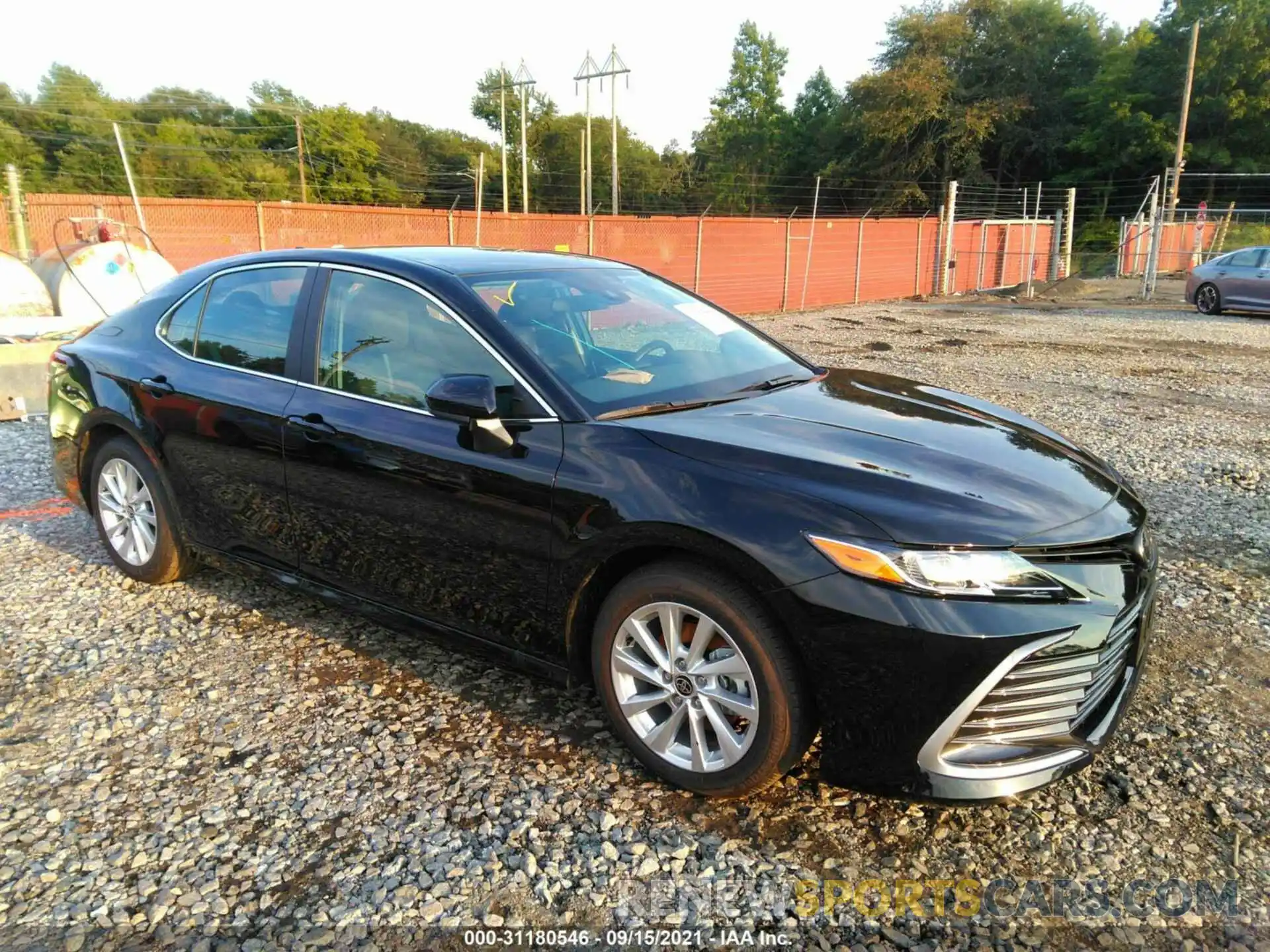 1 Photograph of a damaged car 4T1C11AK9MU554910 TOYOTA CAMRY 2021