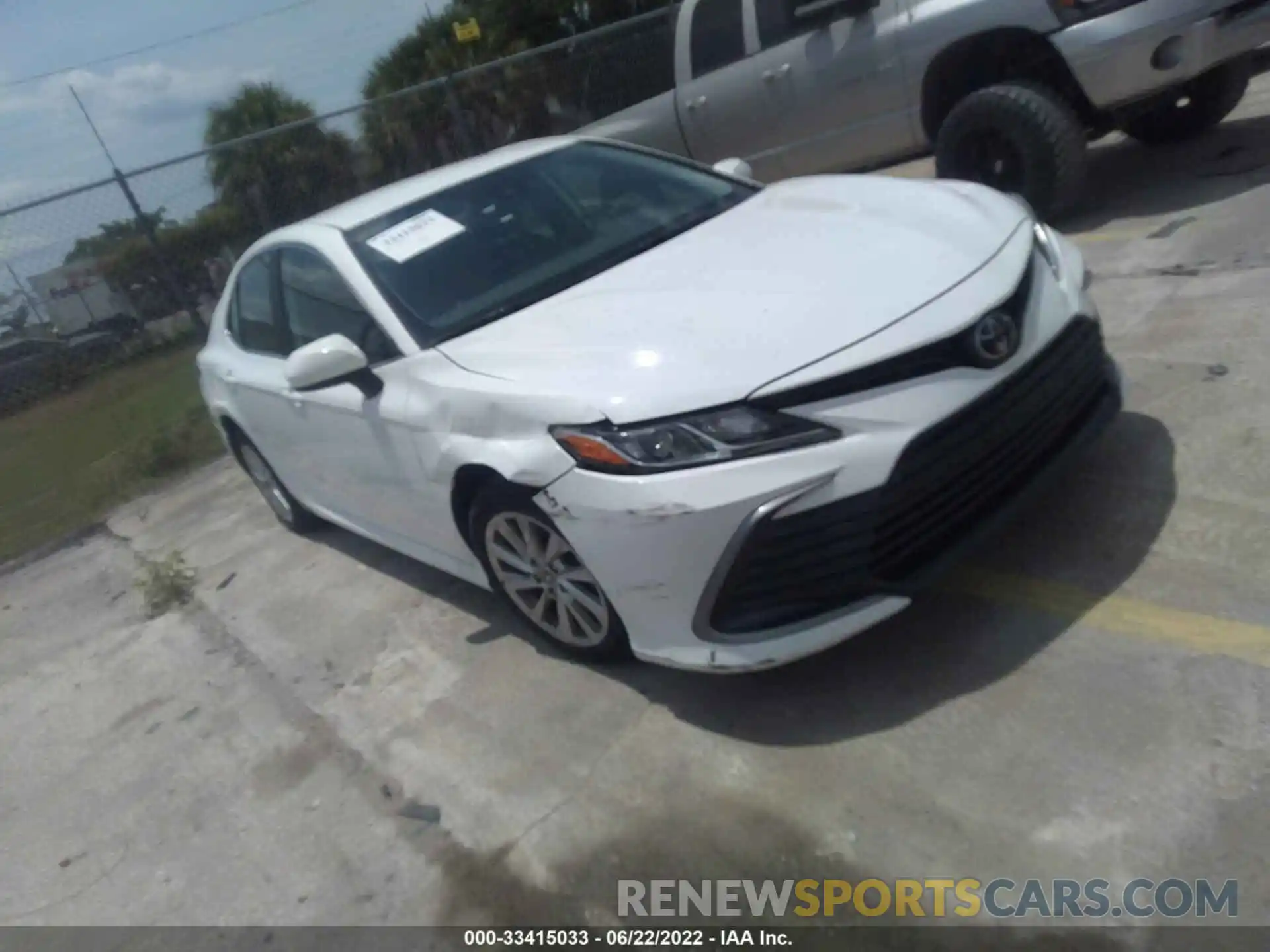 1 Photograph of a damaged car 4T1C11AK9MU556947 TOYOTA CAMRY 2021