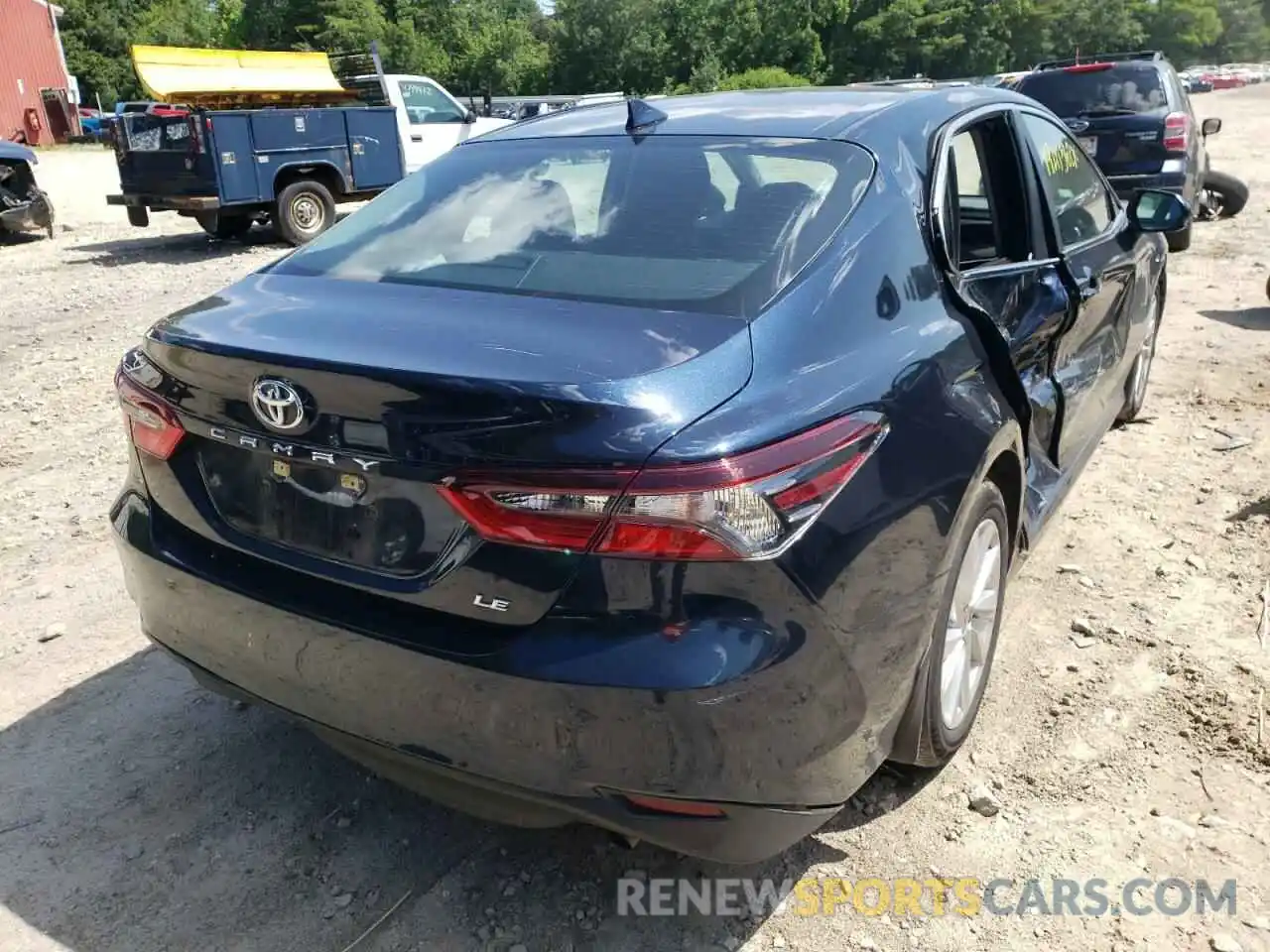 4 Photograph of a damaged car 4T1C11AK9MU557547 TOYOTA CAMRY 2021