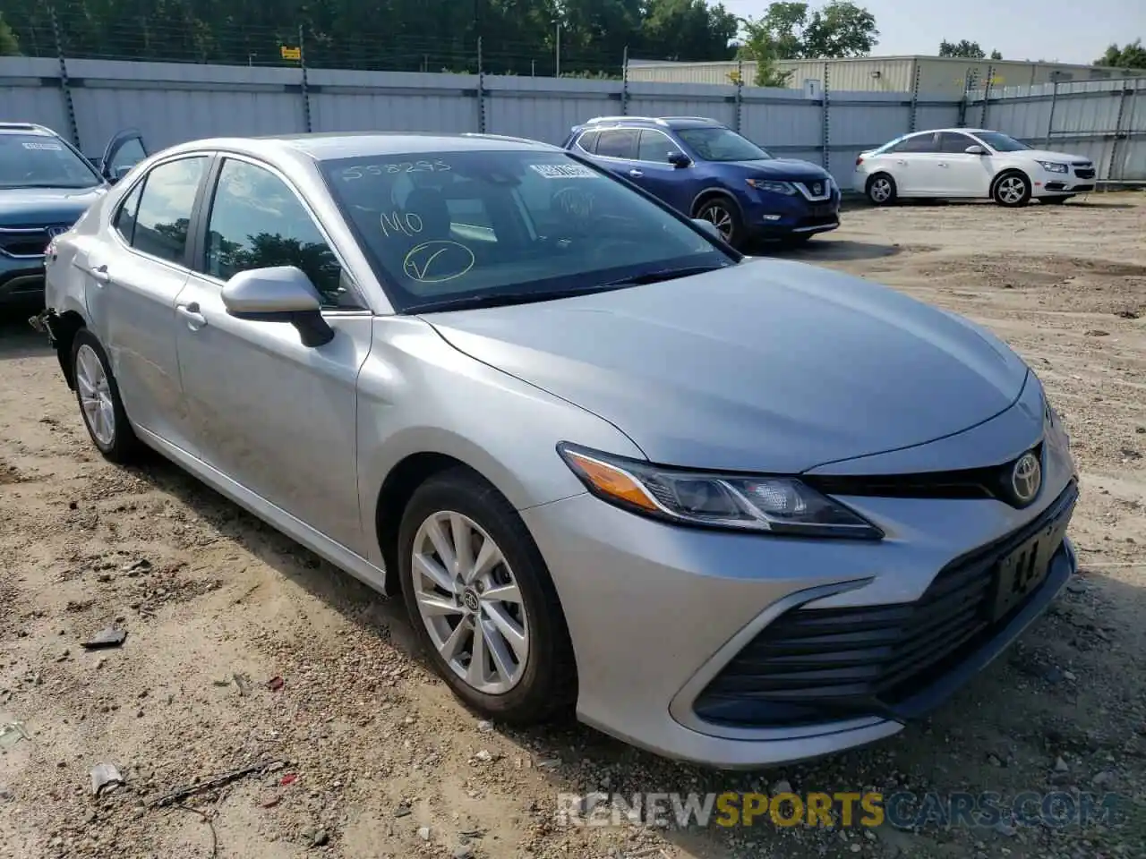 1 Photograph of a damaged car 4T1C11AK9MU558293 TOYOTA CAMRY 2021