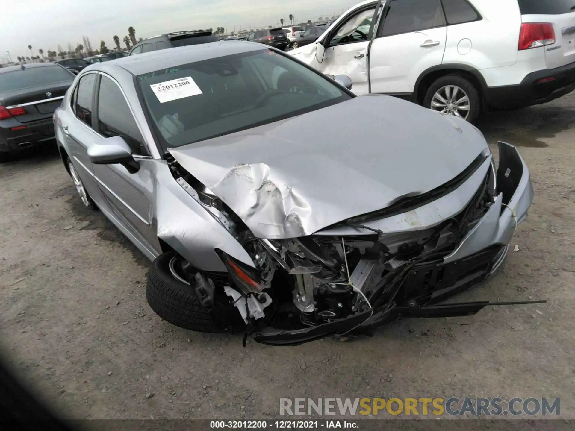 1 Photograph of a damaged car 4T1C11AK9MU567169 TOYOTA CAMRY 2021