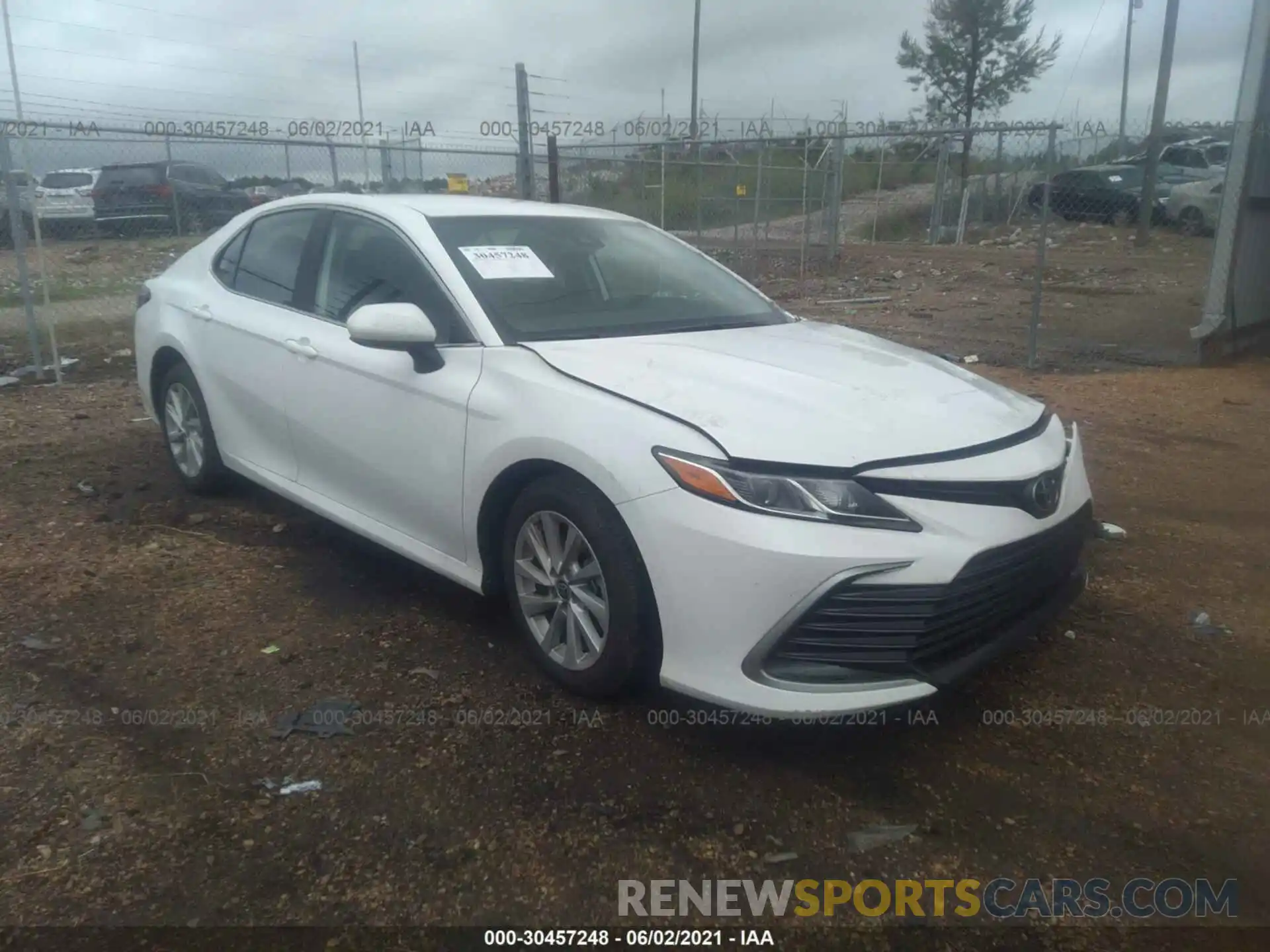 1 Photograph of a damaged car 4T1C11AK9MU568287 TOYOTA CAMRY 2021