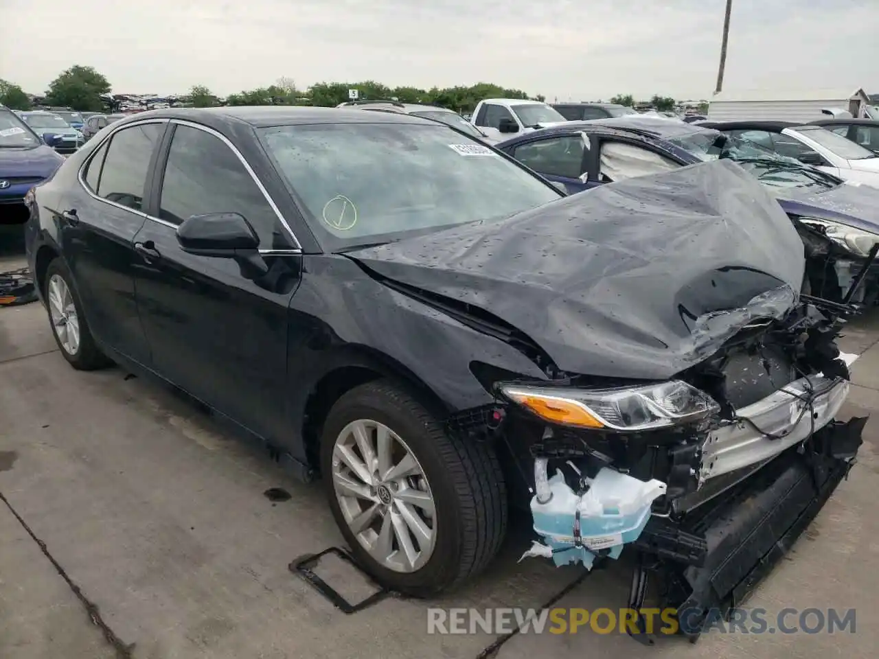 1 Photograph of a damaged car 4T1C11AK9MU577636 TOYOTA CAMRY 2021