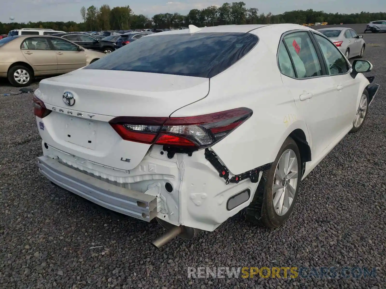 4 Photograph of a damaged car 4T1C11AK9MU580455 TOYOTA CAMRY 2021