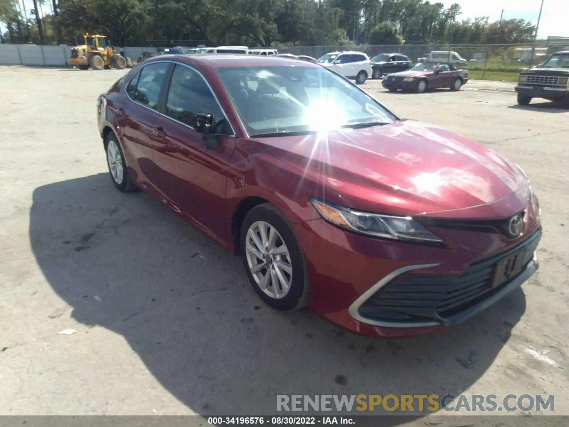 1 Photograph of a damaged car 4T1C11AK9MU589009 TOYOTA CAMRY 2021