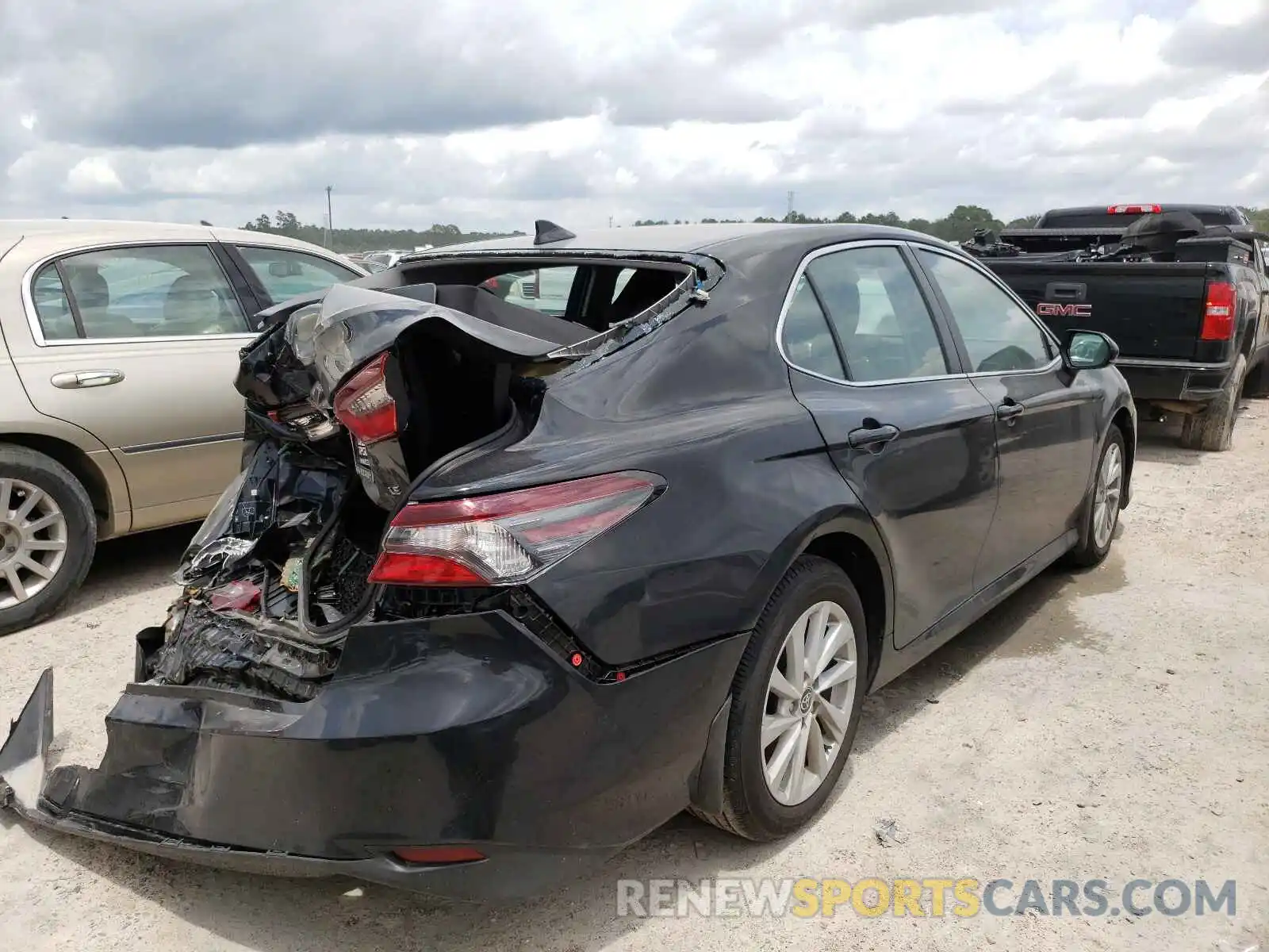 4 Photograph of a damaged car 4T1C11AK9MU599278 TOYOTA CAMRY 2021