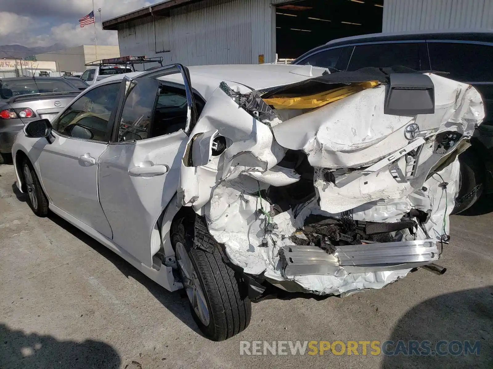 3 Photograph of a damaged car 4T1C11AK9MU603507 TOYOTA CAMRY 2021